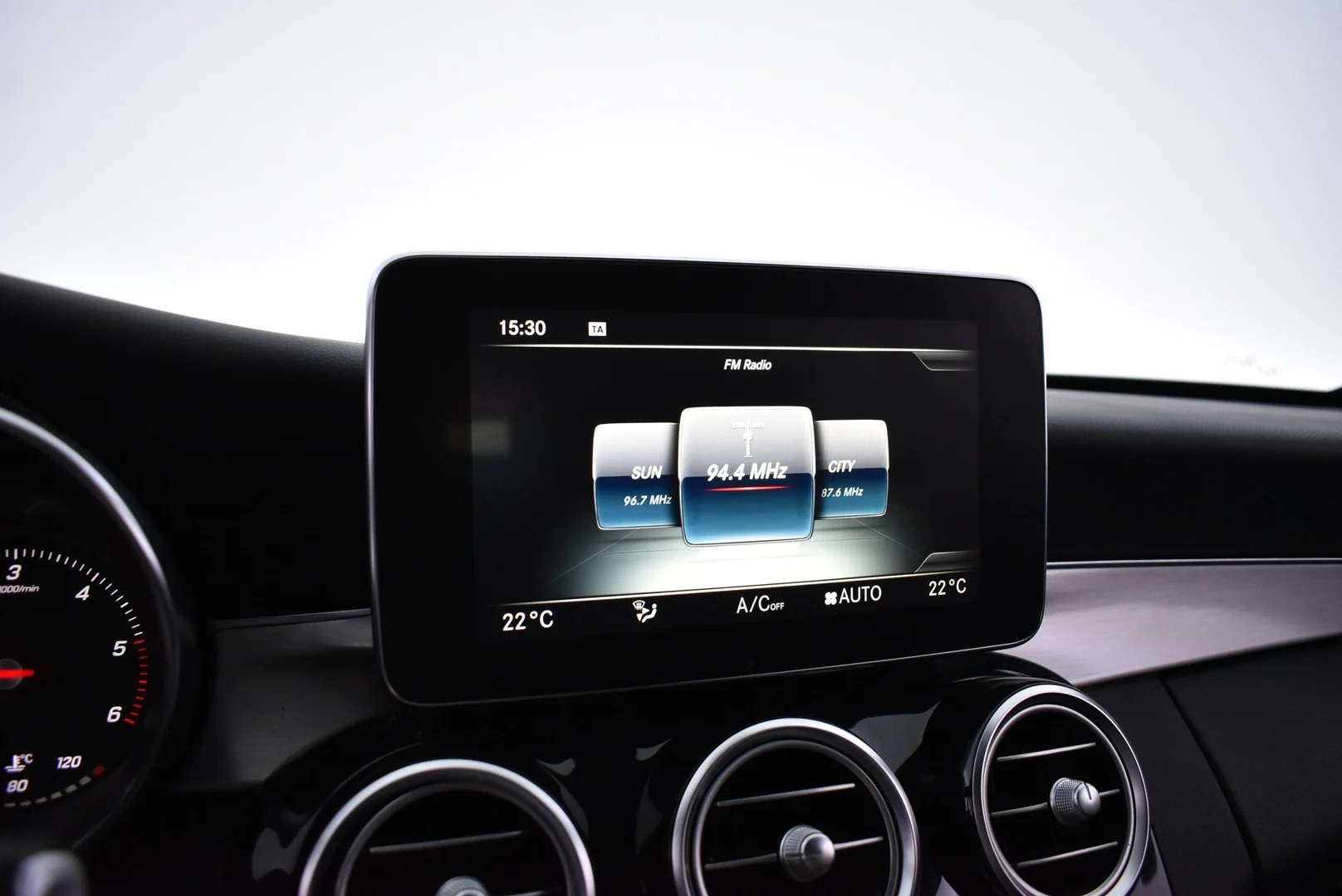 Car Image - 6KigQc3rpTw2IG0mS0HSWi