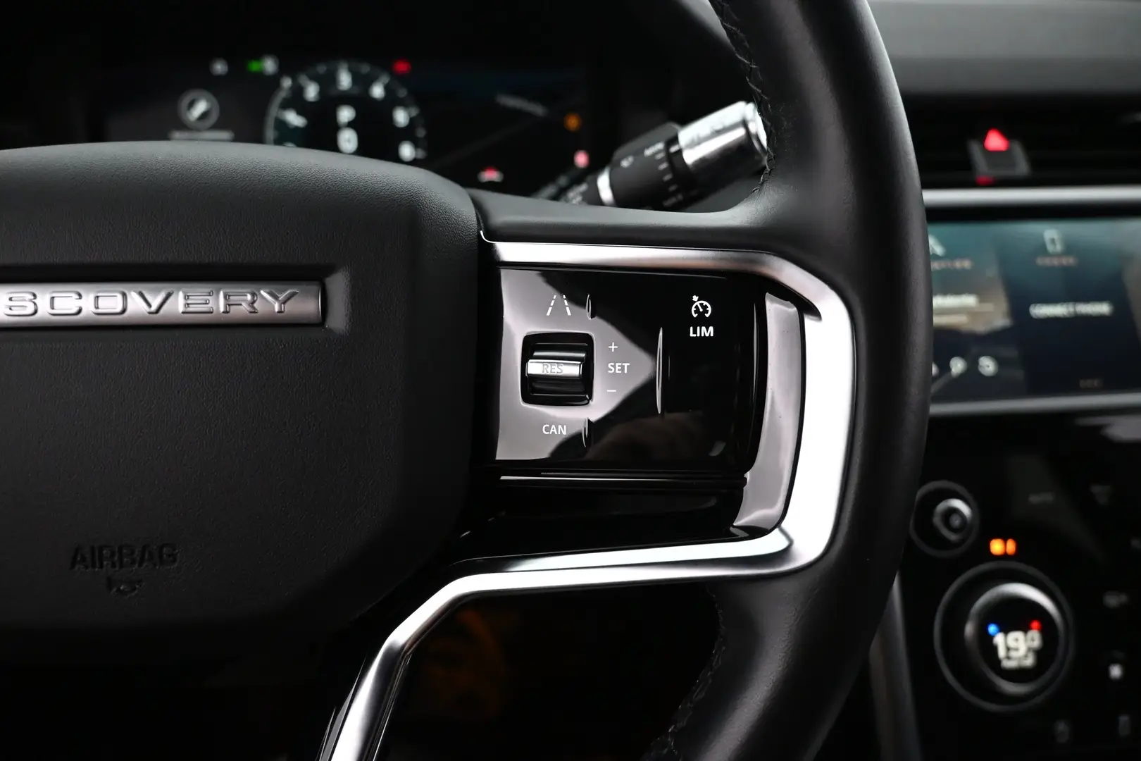 Car Image - 4nJRkSTLR46WbQrcrMjDFV