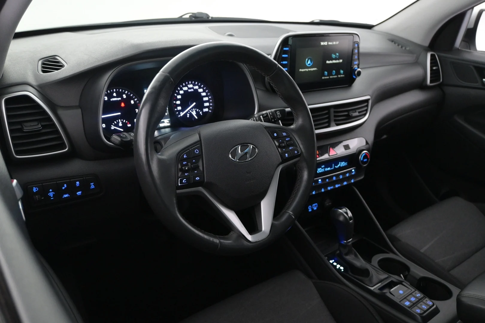 Car Image - 3Inc1SUn4HdjwnfqCbcEpT