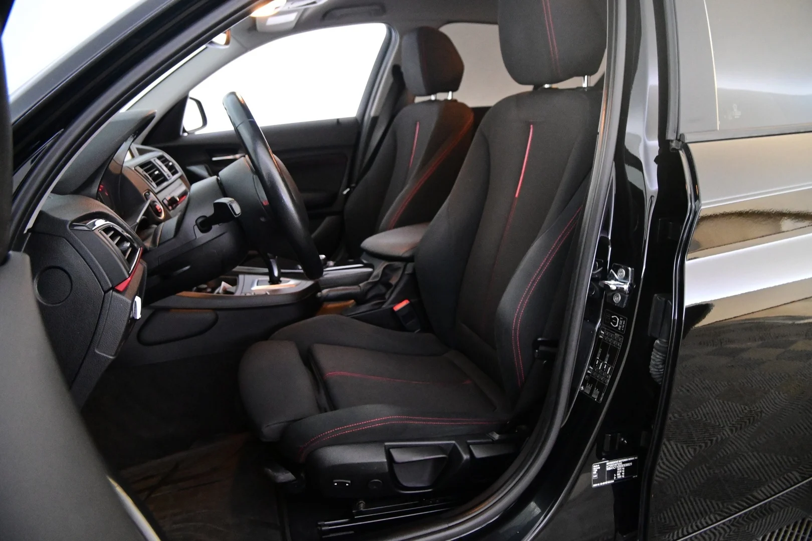 Car Image - 7ynbXUQMvYThZWwexxDsEp
