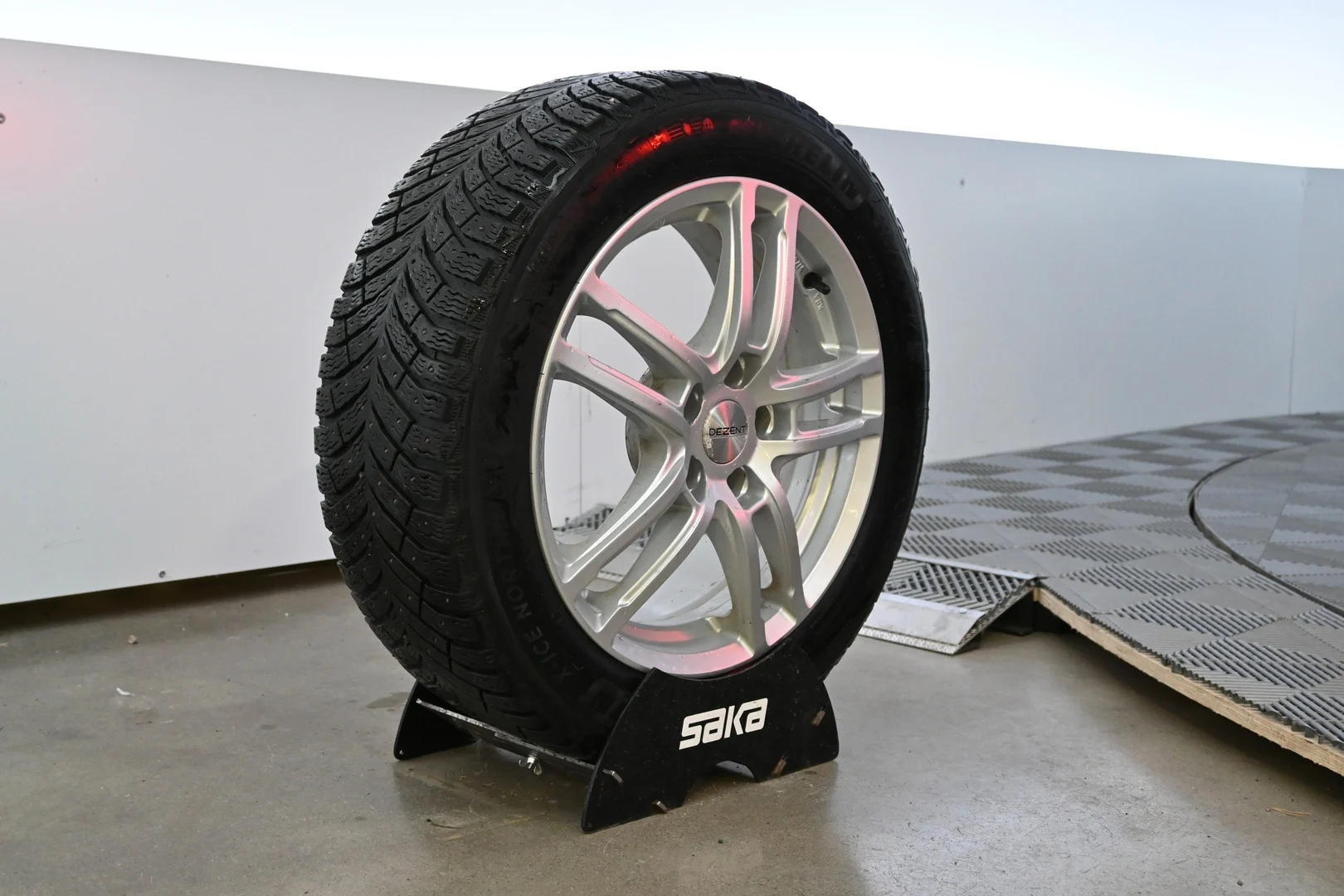 Car Image - 5PLYVYvykWJPMKQ0S0vq1E