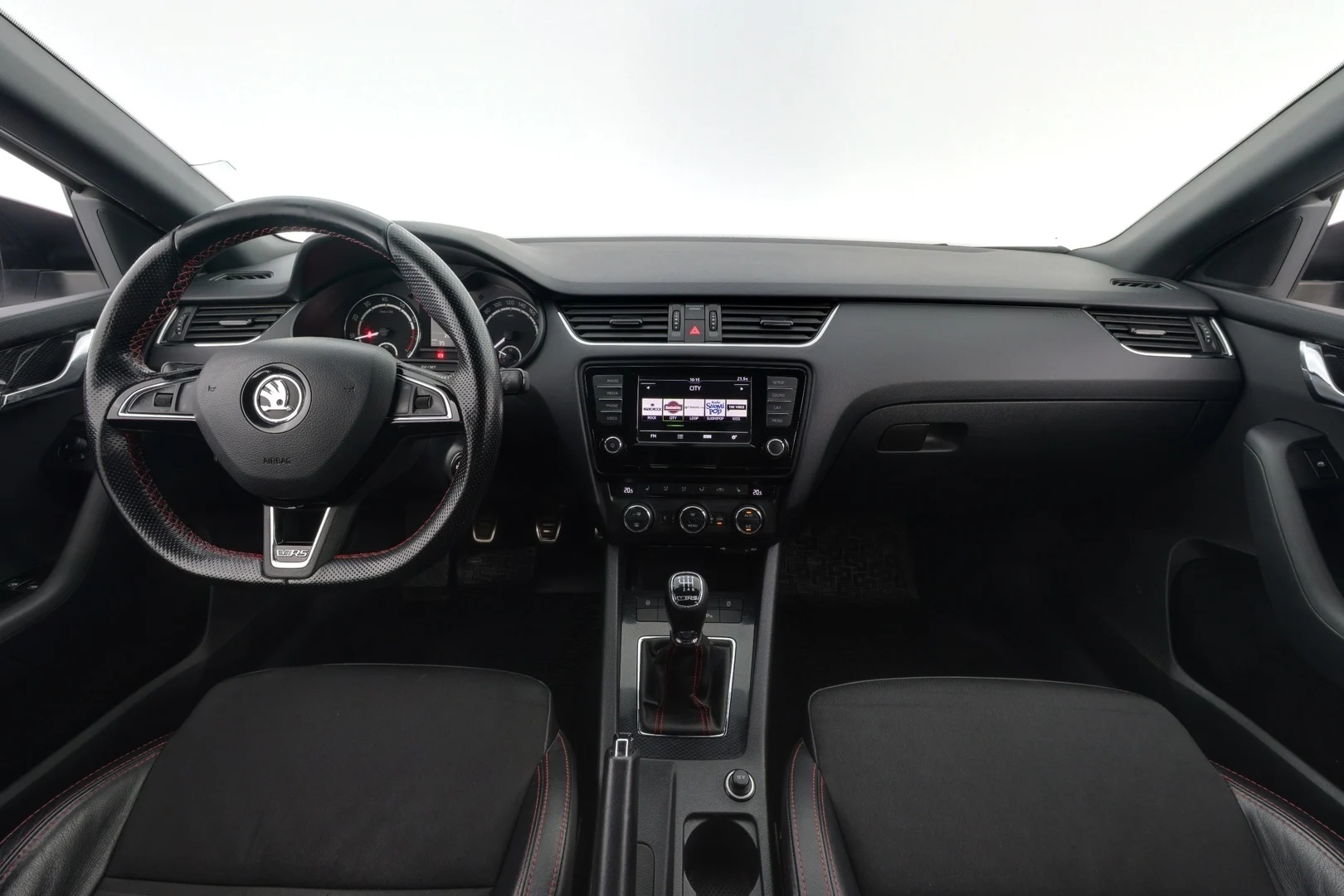Car Image - 68LnbxZR78aUjYhCu6PmSD