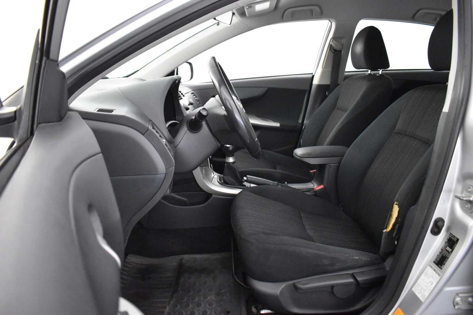 Car Image - 1Anuwa4FMhbSytSXgJ8hnc