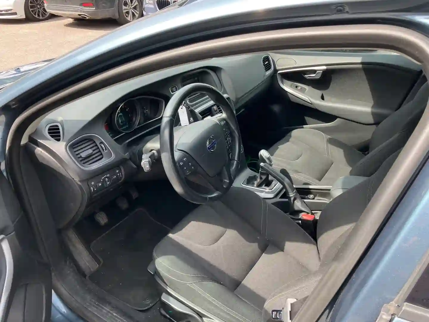 Car Image - 1yXUITxC6iHo00nbQQpZy1