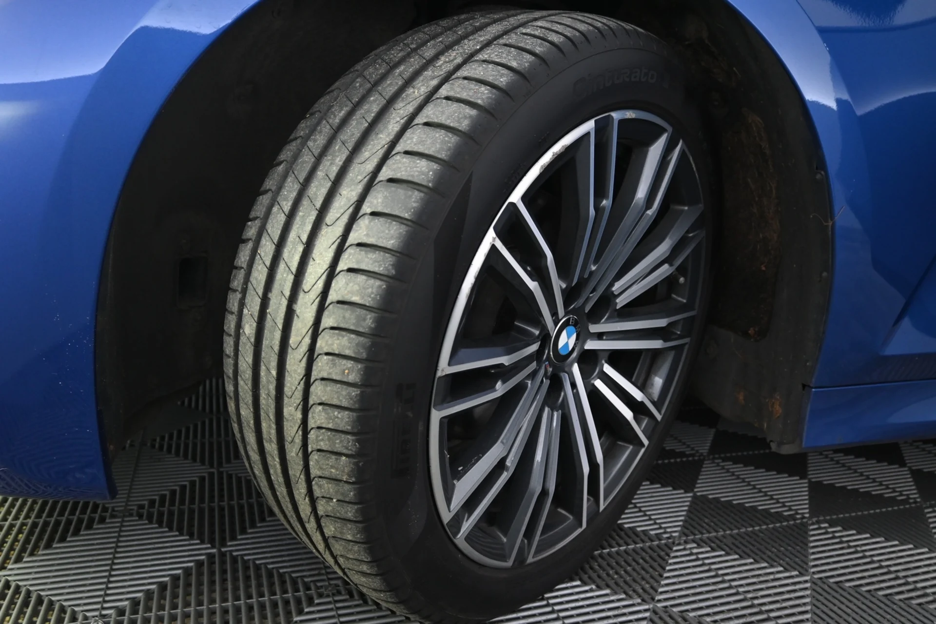 Car Image - 2f12cW4Nx5YHj1pMw3jhgX