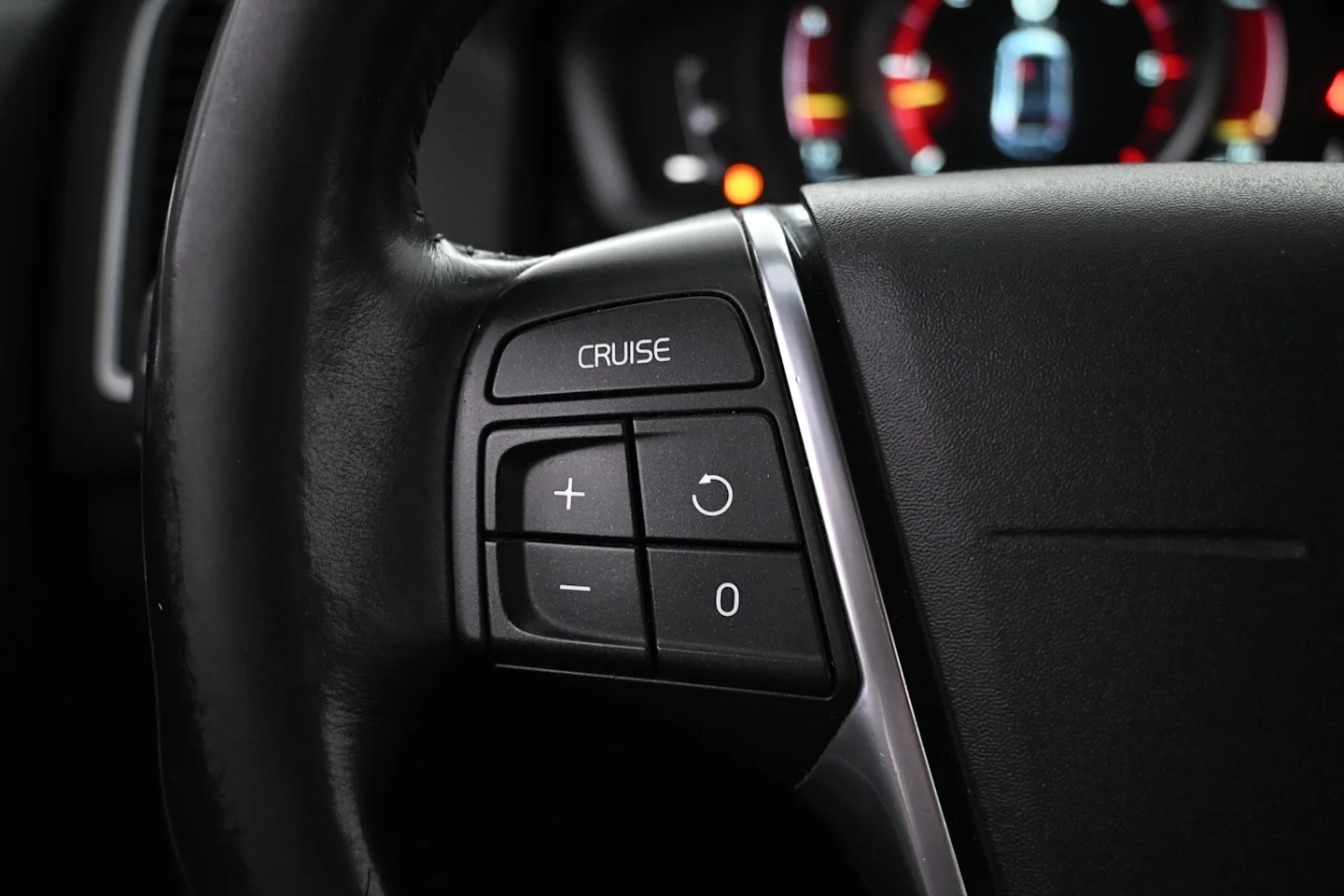 Car Image - qebHeb319IC7tY91RG3AU