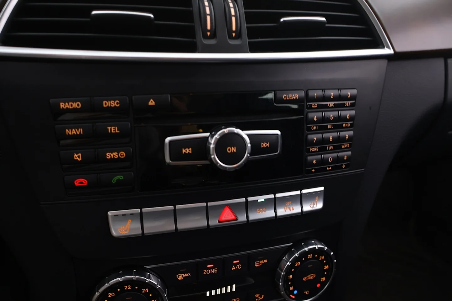 Car Image - 2nVkxbRWTzpZ7IR2moNT4Y