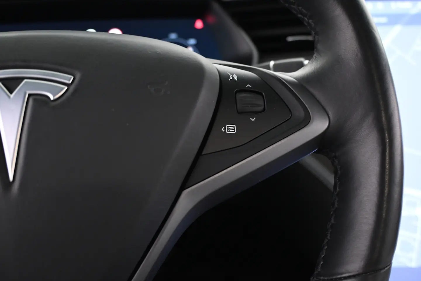 Car Image - 4CO1LuHUHCBgAf7VvBQmvy