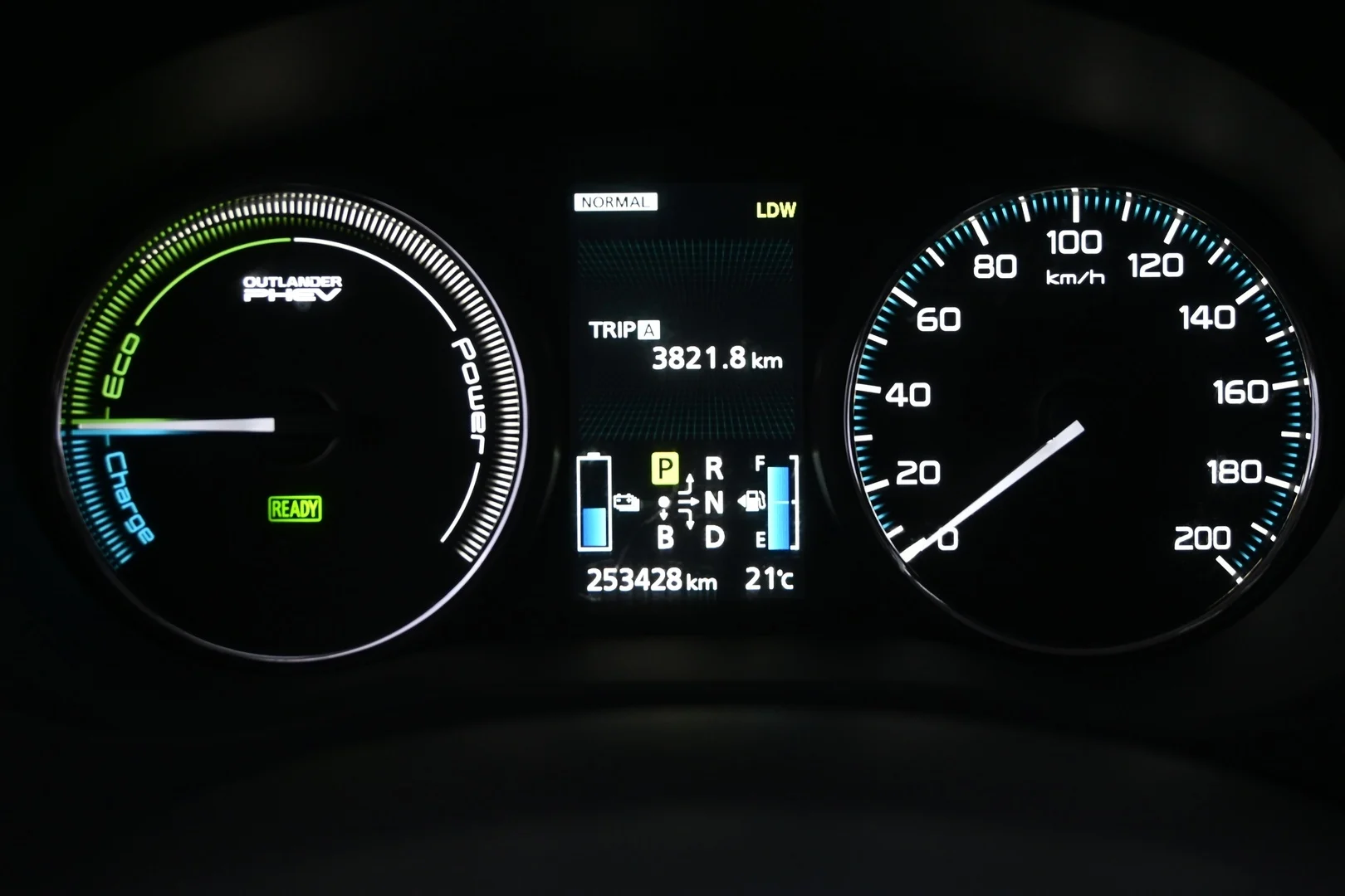 Car Image - 1X8LtAJHPhUQpa1EXYiyA6