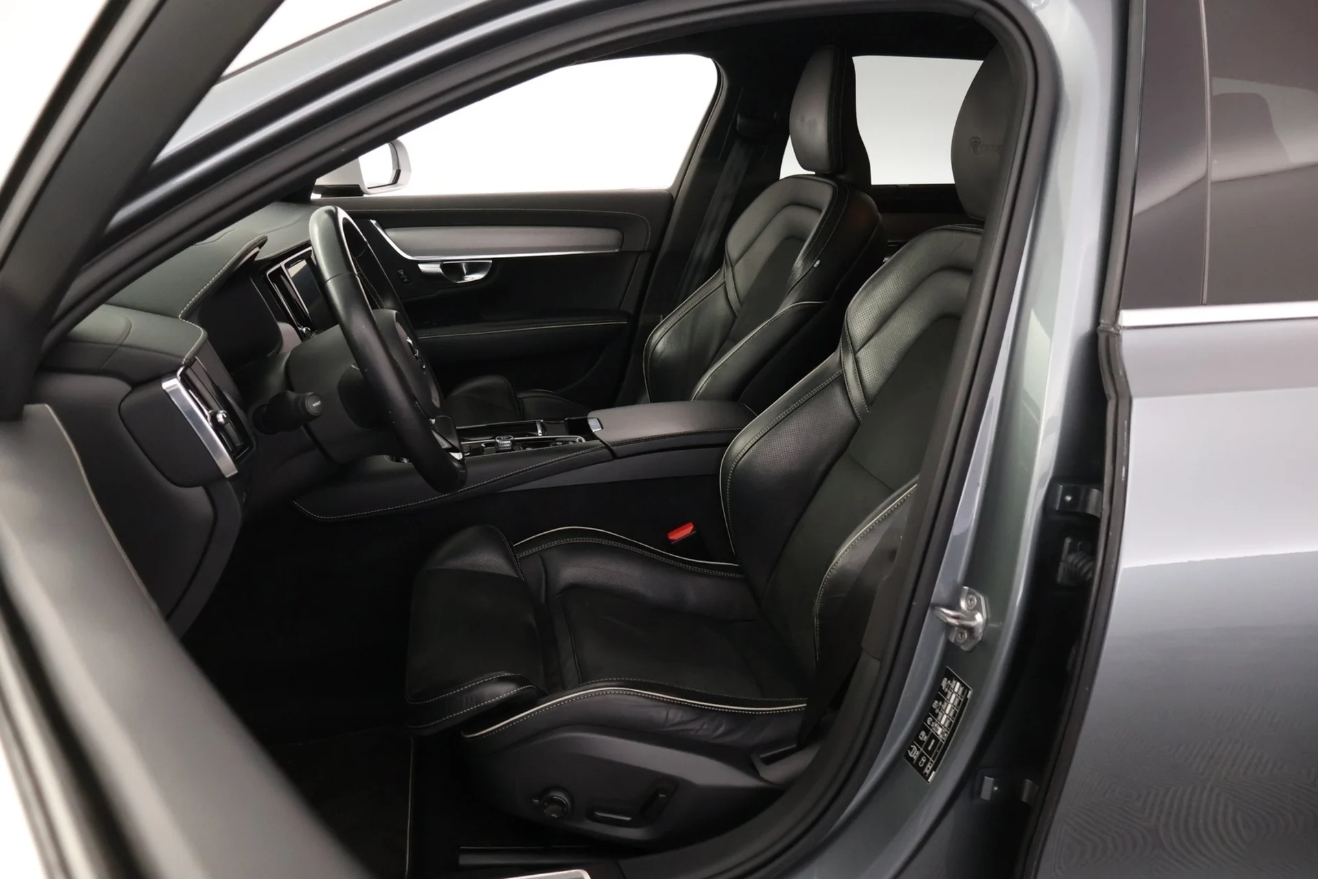 Car Image - 1VRKXhKVfhIEOUWaqrNXQ4