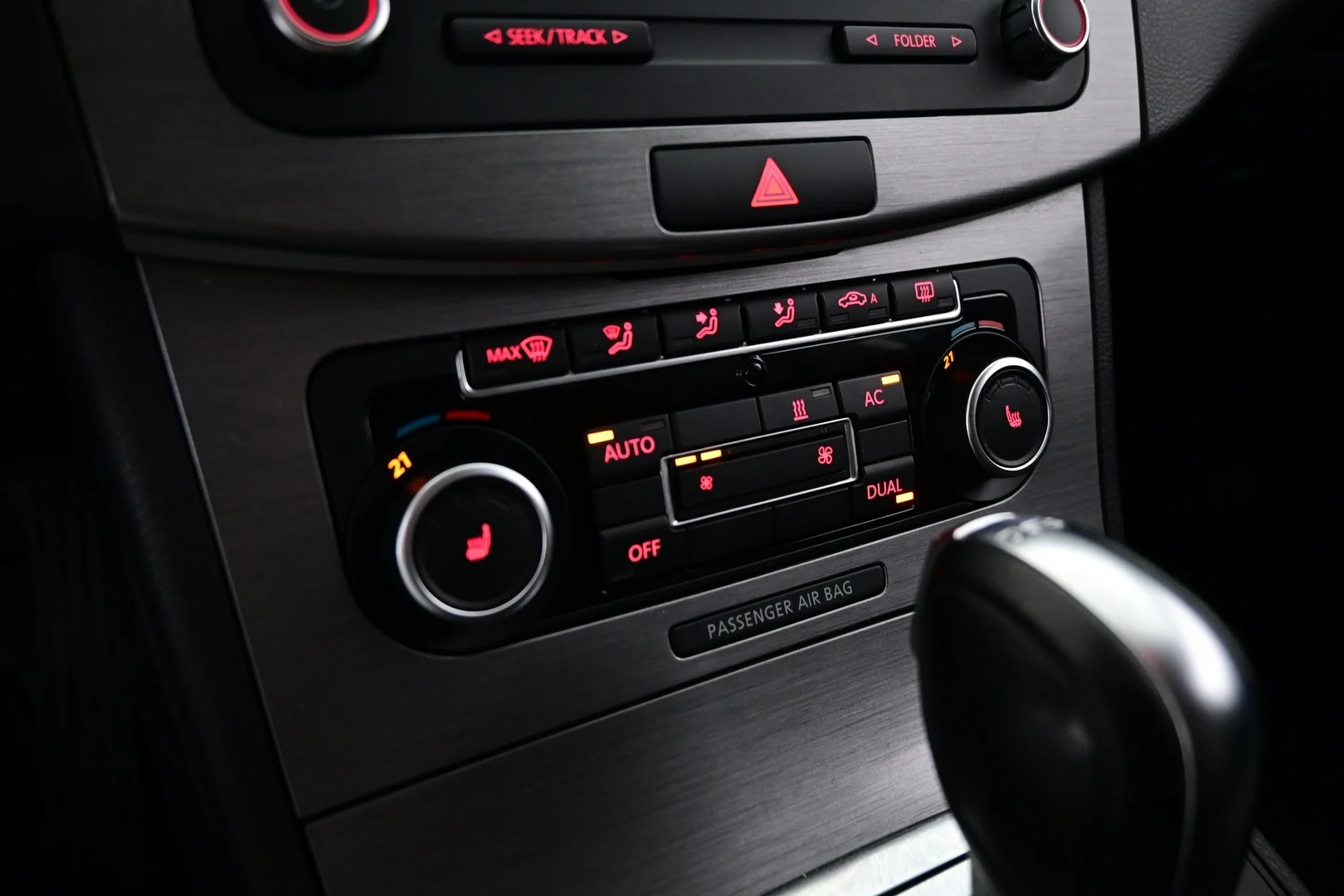 Car Image - 62XdmReVWkHXHek7SjE8O0