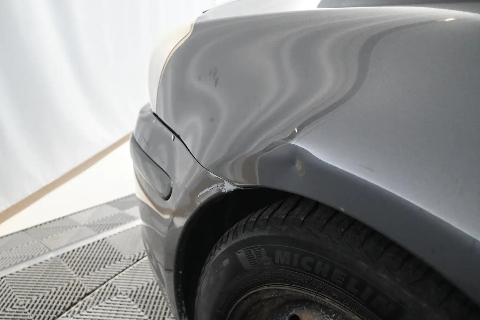 Car Image - 2VdgMqEeawTsOW8UxxcT8Y