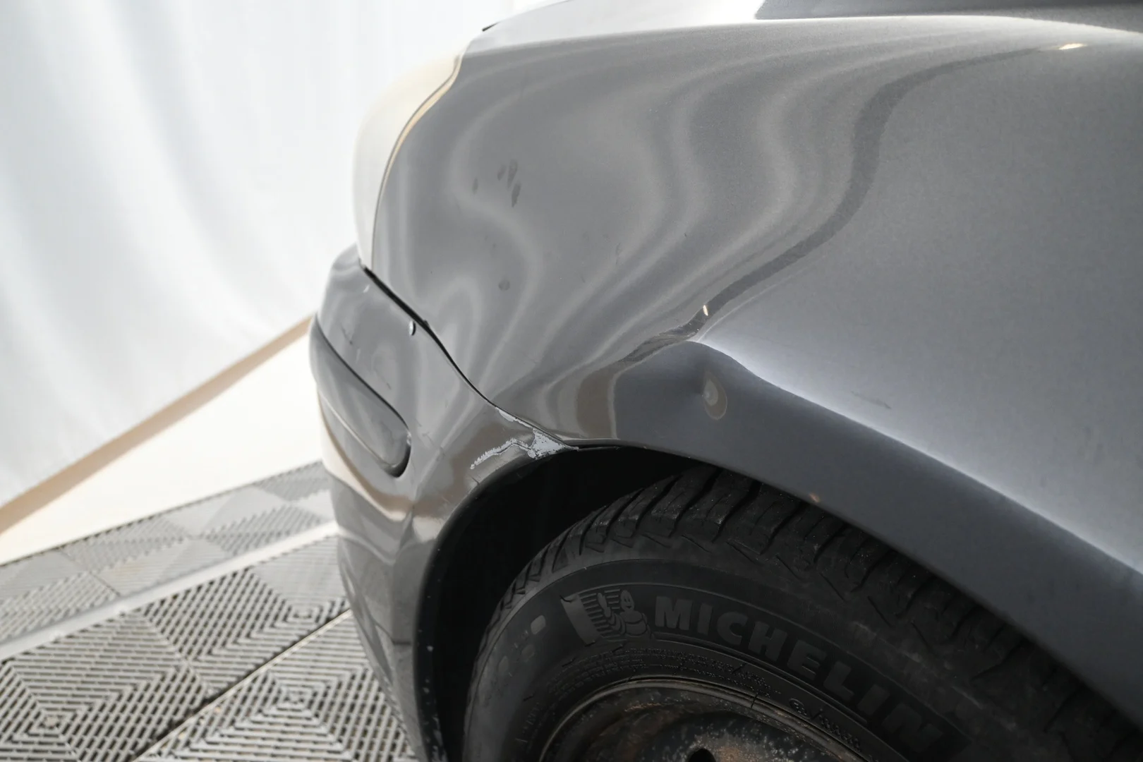 Car Image - 2VdgMqEeawTsOW8UxxcT8Y