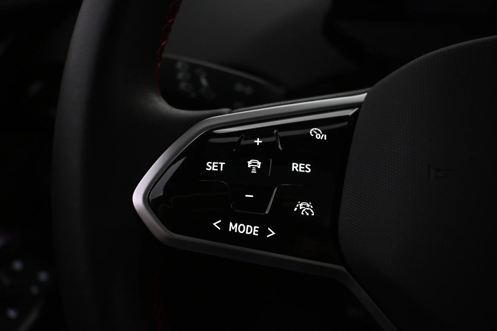 Car Image - 22n5bcCUpV9G1zIEiIxNob