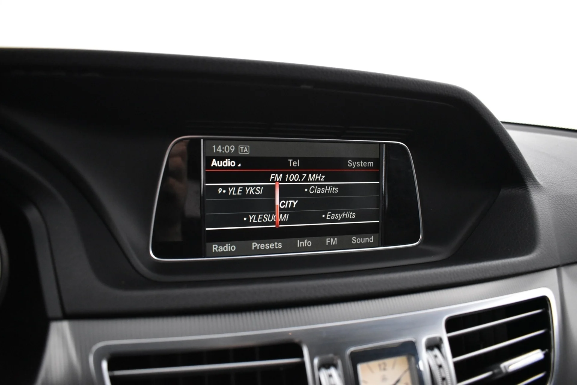 Car Image - 5BHqB6dDS036WLzjqUdwSC