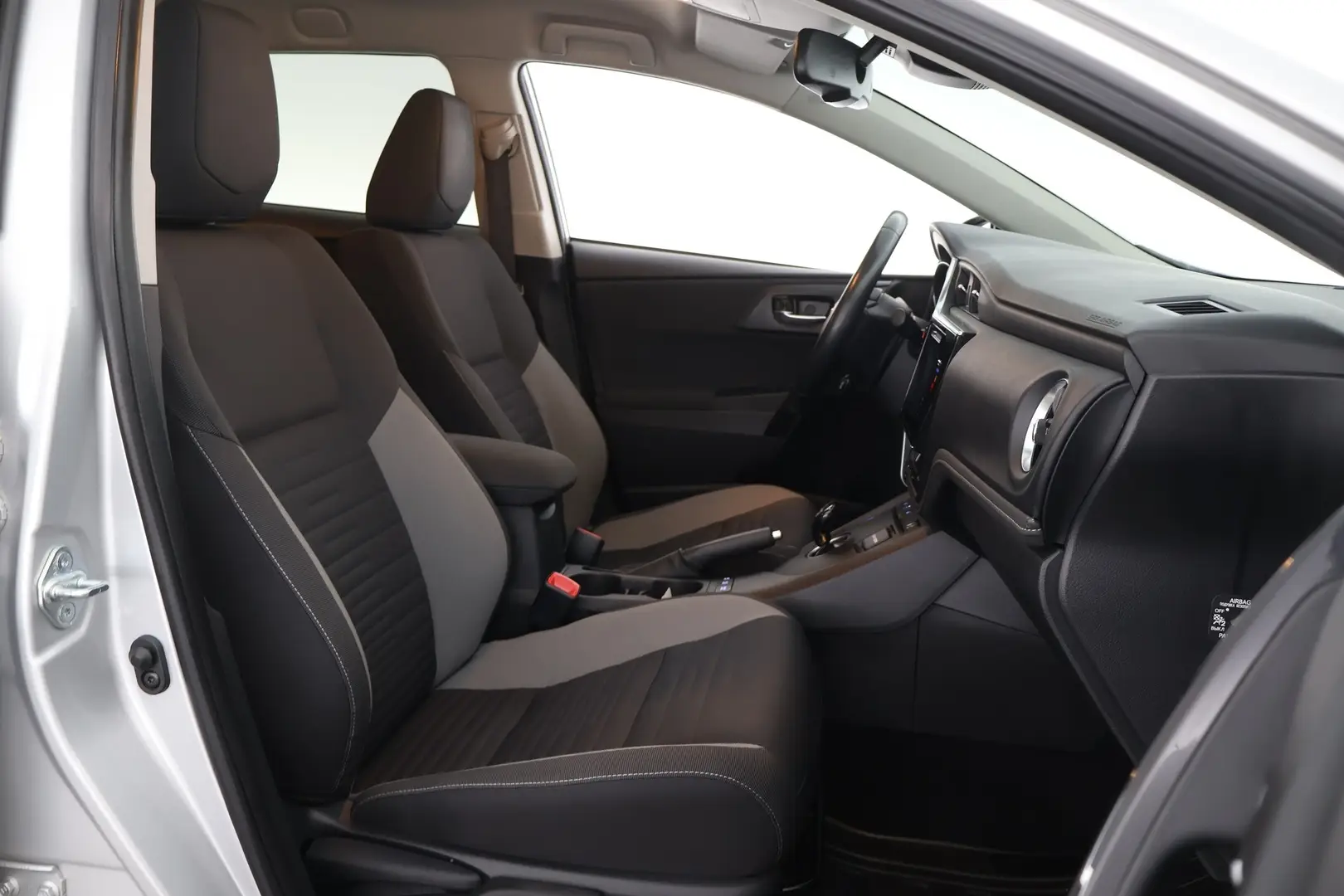 Car Image - 6WVSG3e99UhOYJ8idpoFnw