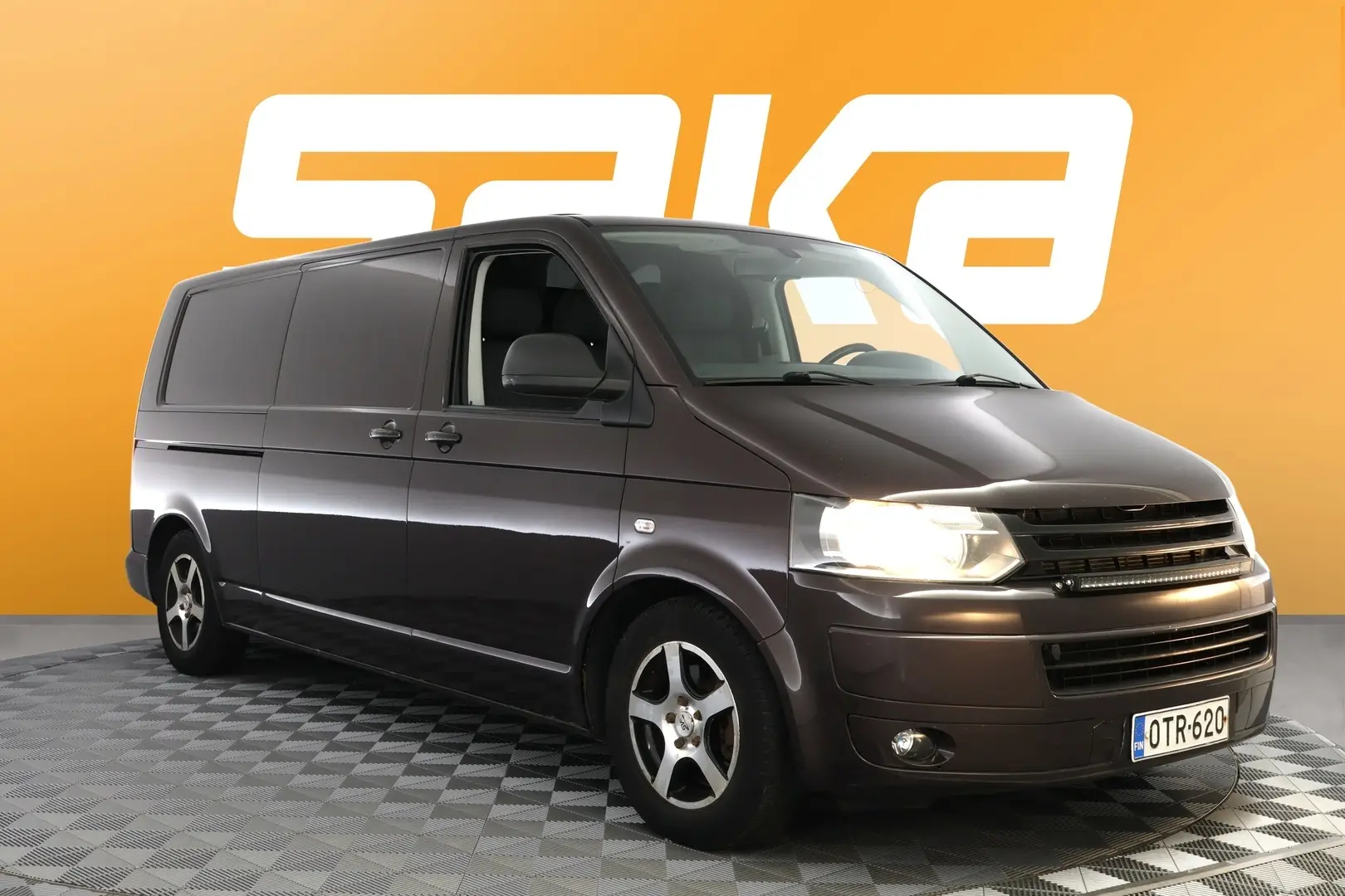 Car Image - 2xtvRw9IgmpbBlDGveDVxz