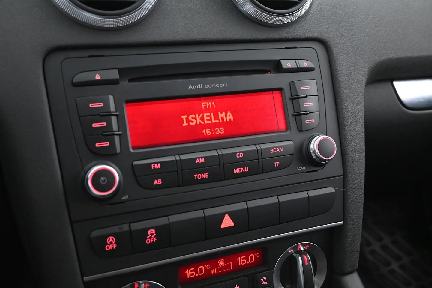 Car Image - 2kCL4xnrn2DbkslX2YoTpR
