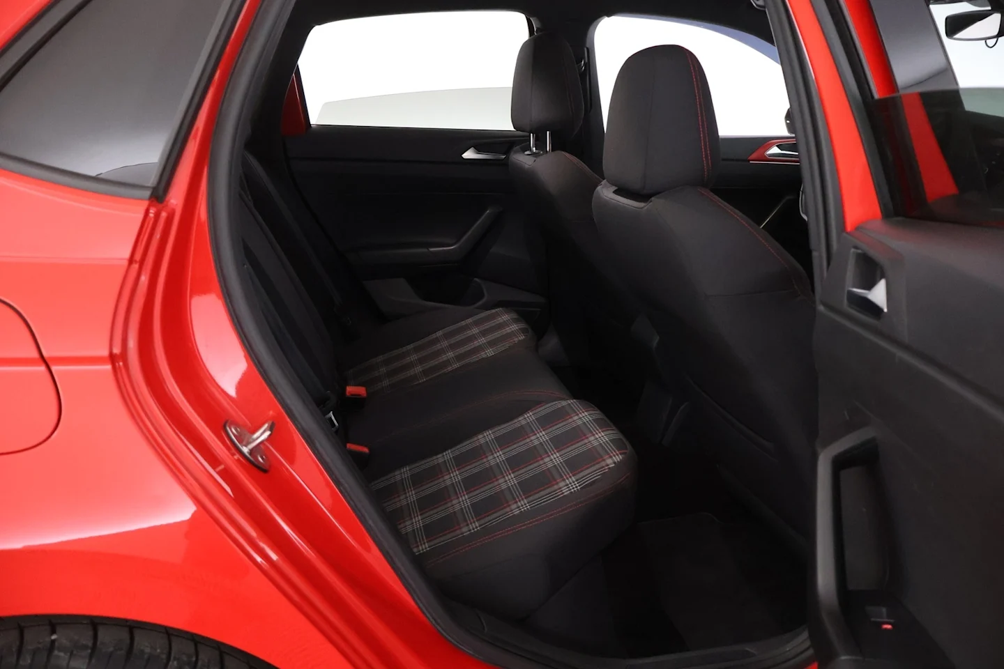 Car Image - 5cvRK98JB1SrRMiHFNzAtI