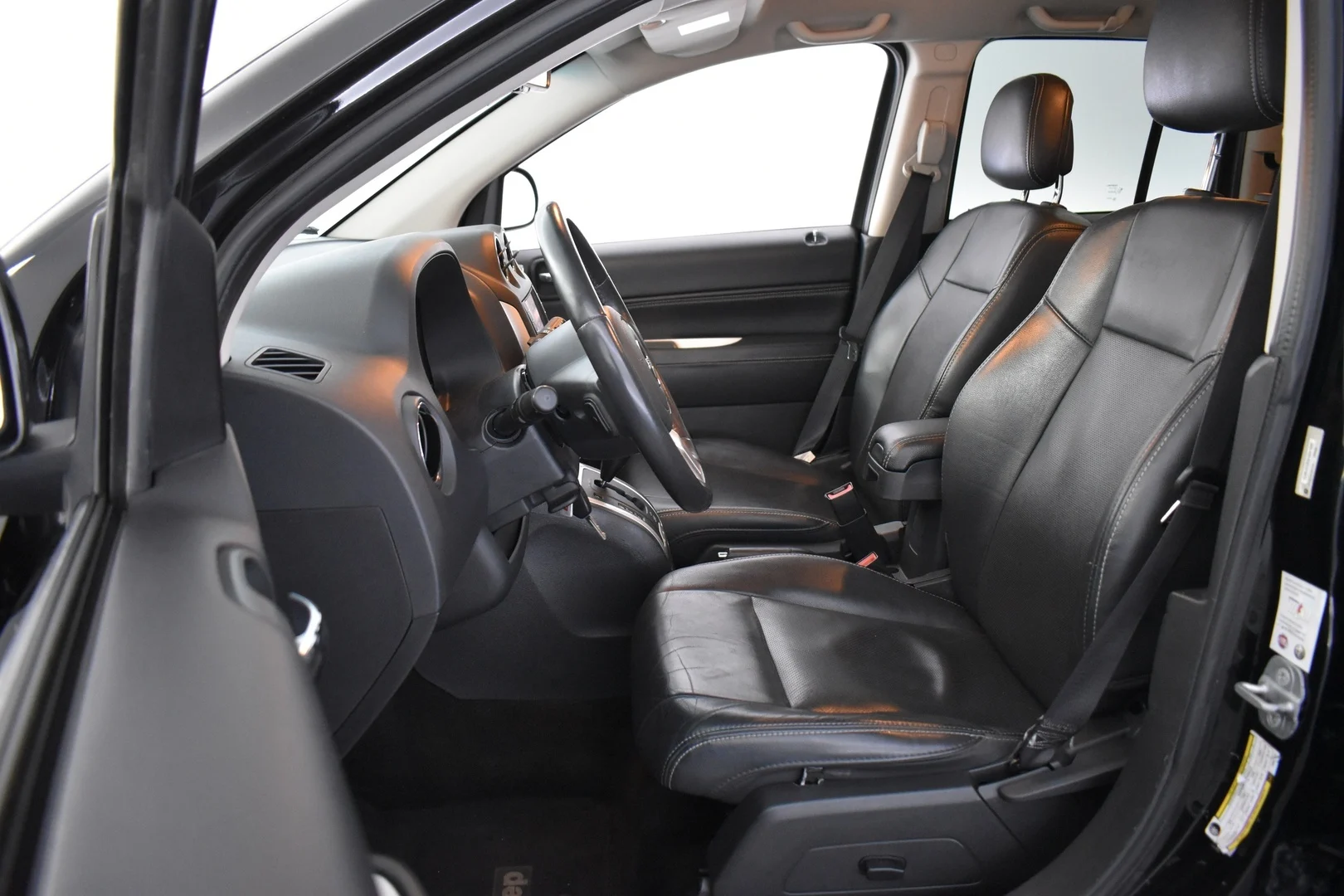 Car Image - 4LXjkUmmoZI9EJjxv0myCd