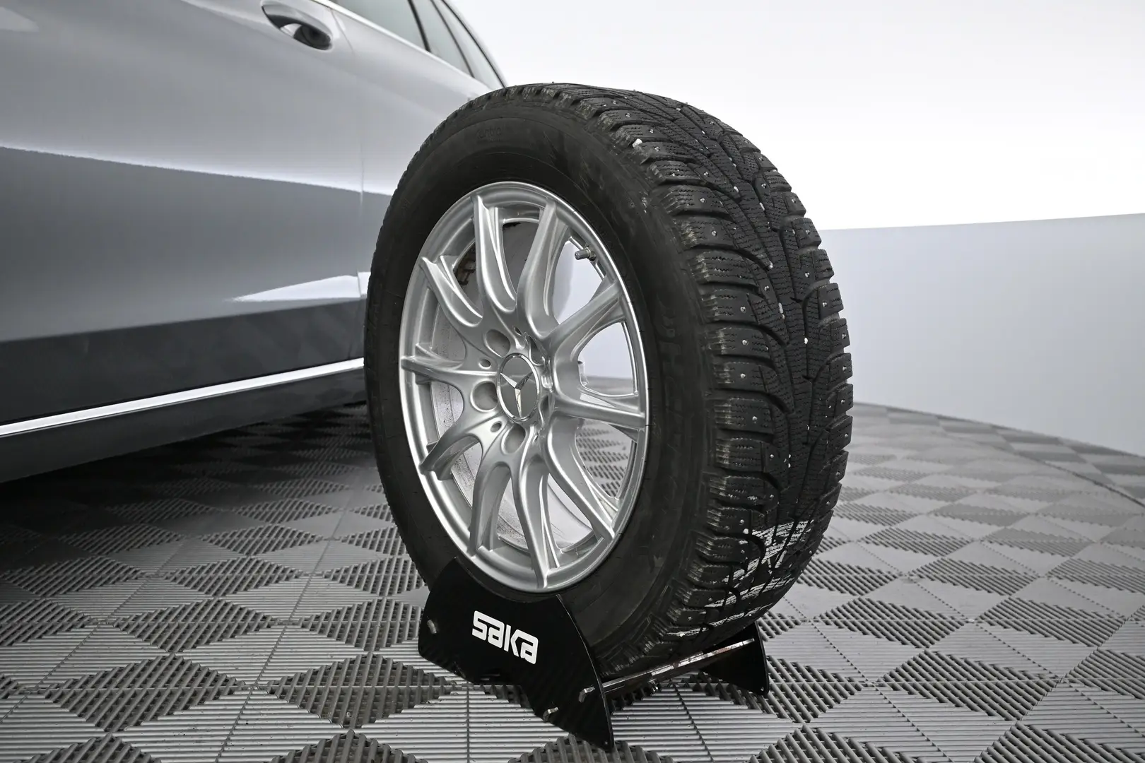 Car Image - 3ajL1EtlXt9PUfuD0Lluea