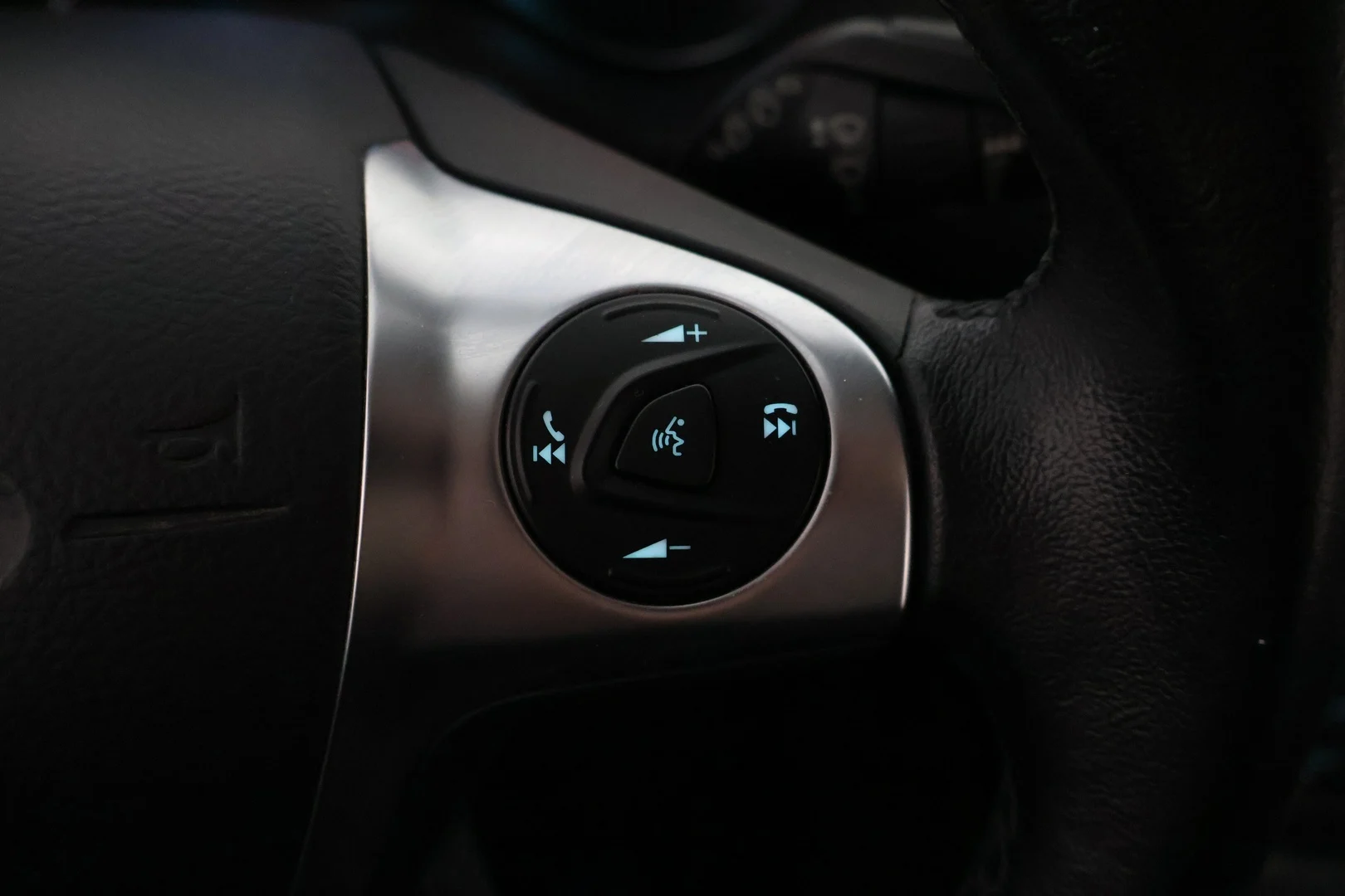Car Image - 3Y2PtDbcDBUqsEie5sC0xR