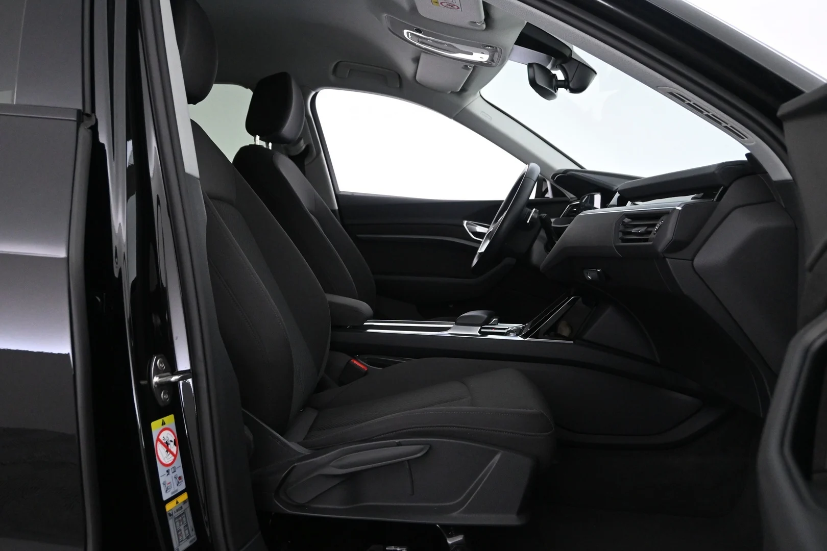 Car Image - 3T1cjXgriZttykpeS5iboj