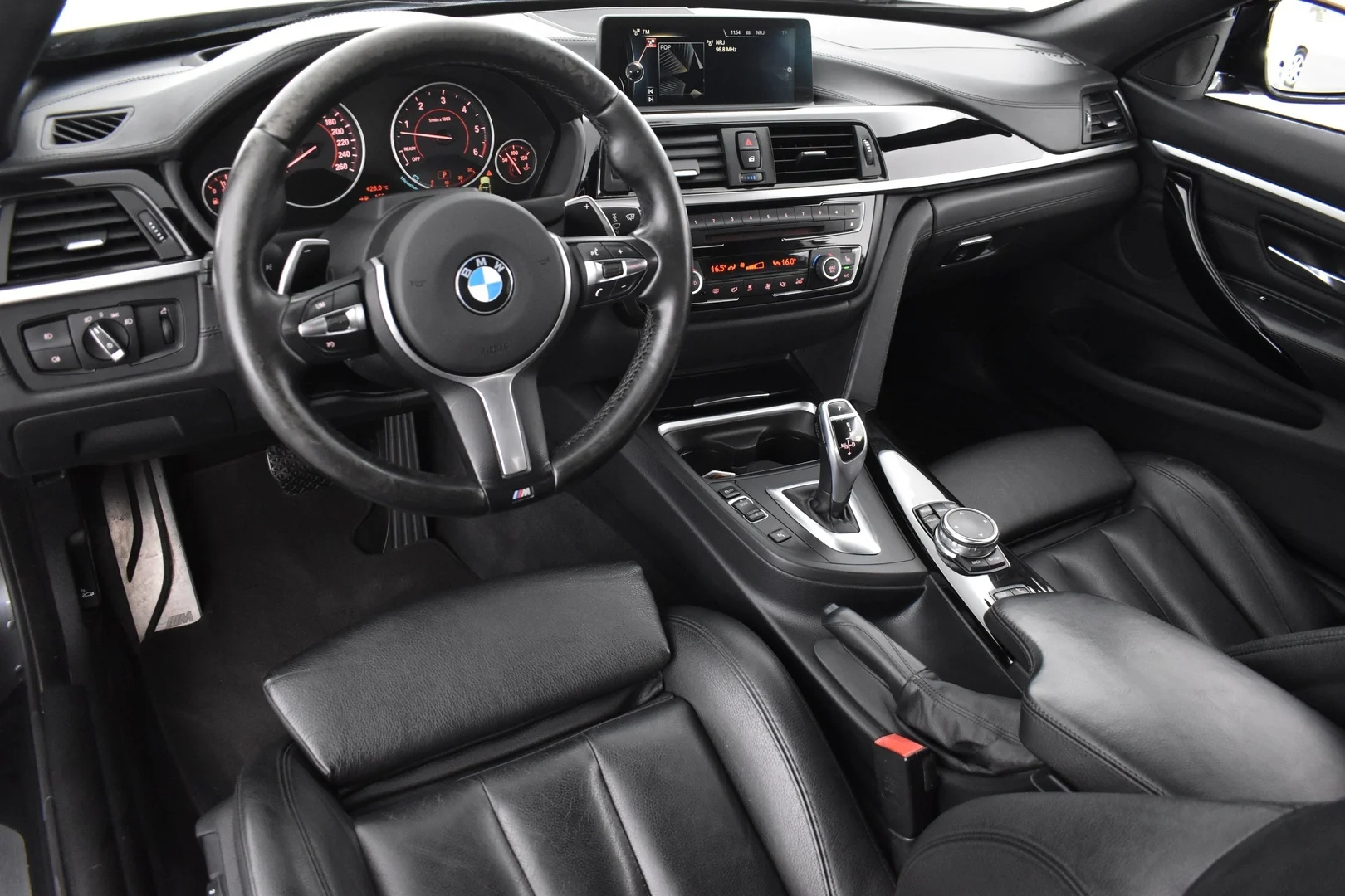 Car Image - 1uQiZVF2oQr4fgxdfwz0pR