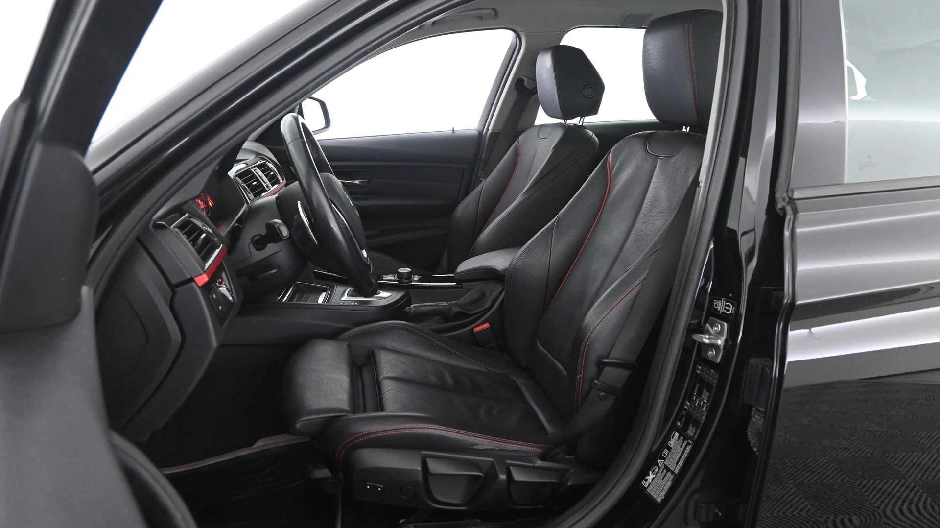 Car Image - 4YXs3iULkndyy6mQoVTlbp