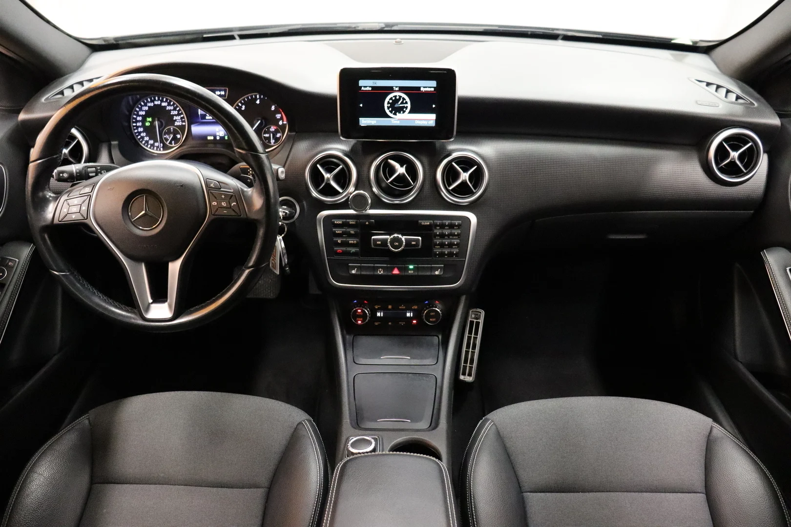Car Image - VNIzUmqDWRYUa87kd6M8S