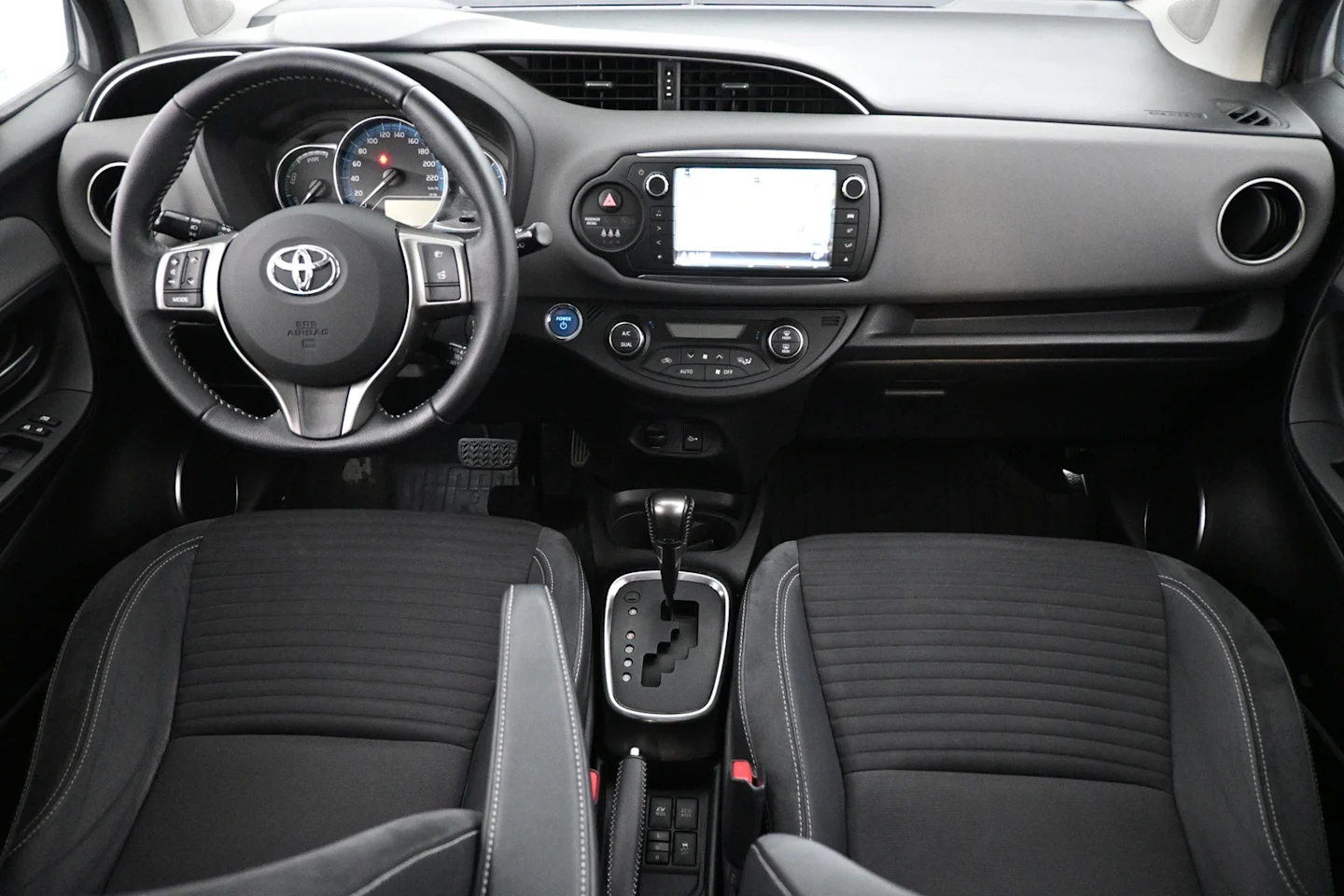 Car Image - 5hSmcreshy2YiwcCDxzW0U