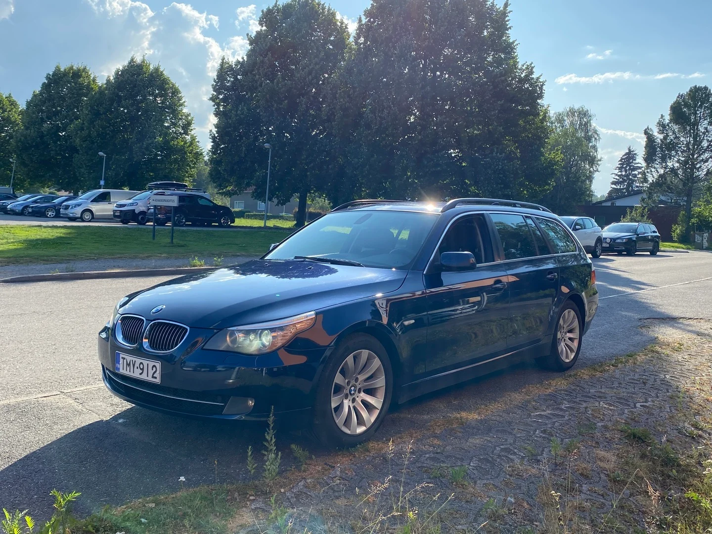 Car Image - EGrX7mgHIlW8g0B75oRCE
