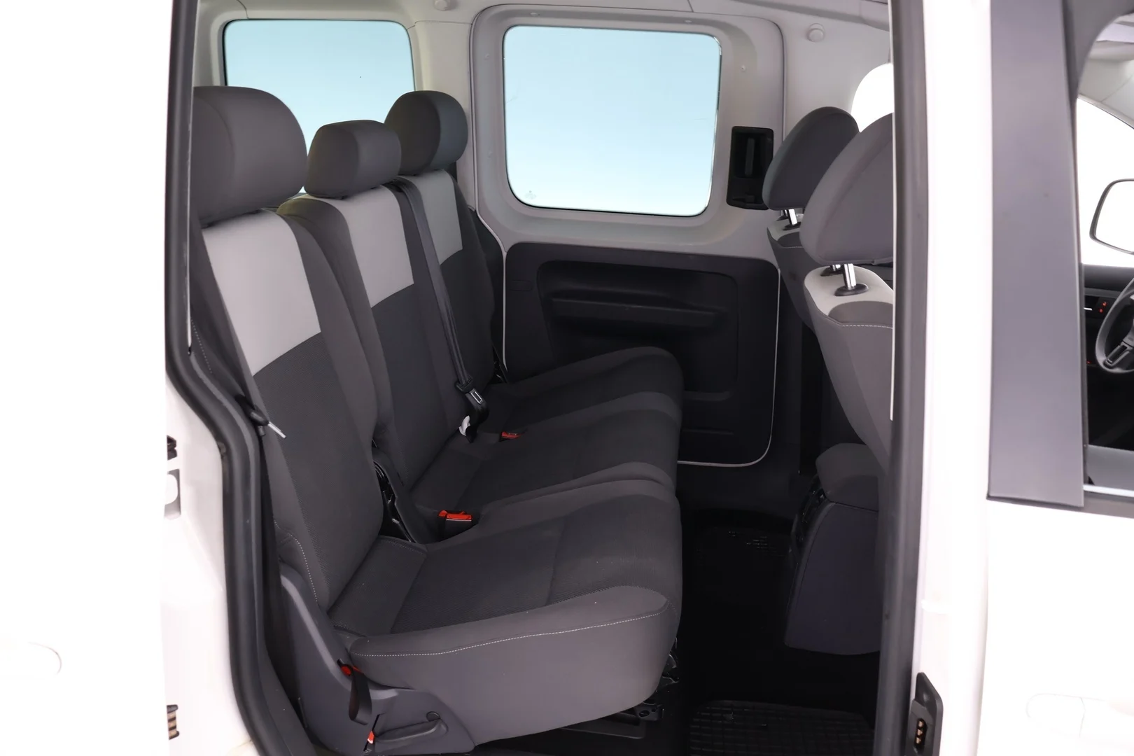 Car Image - 4vhM0sHprMDJH4fMhkOEFs