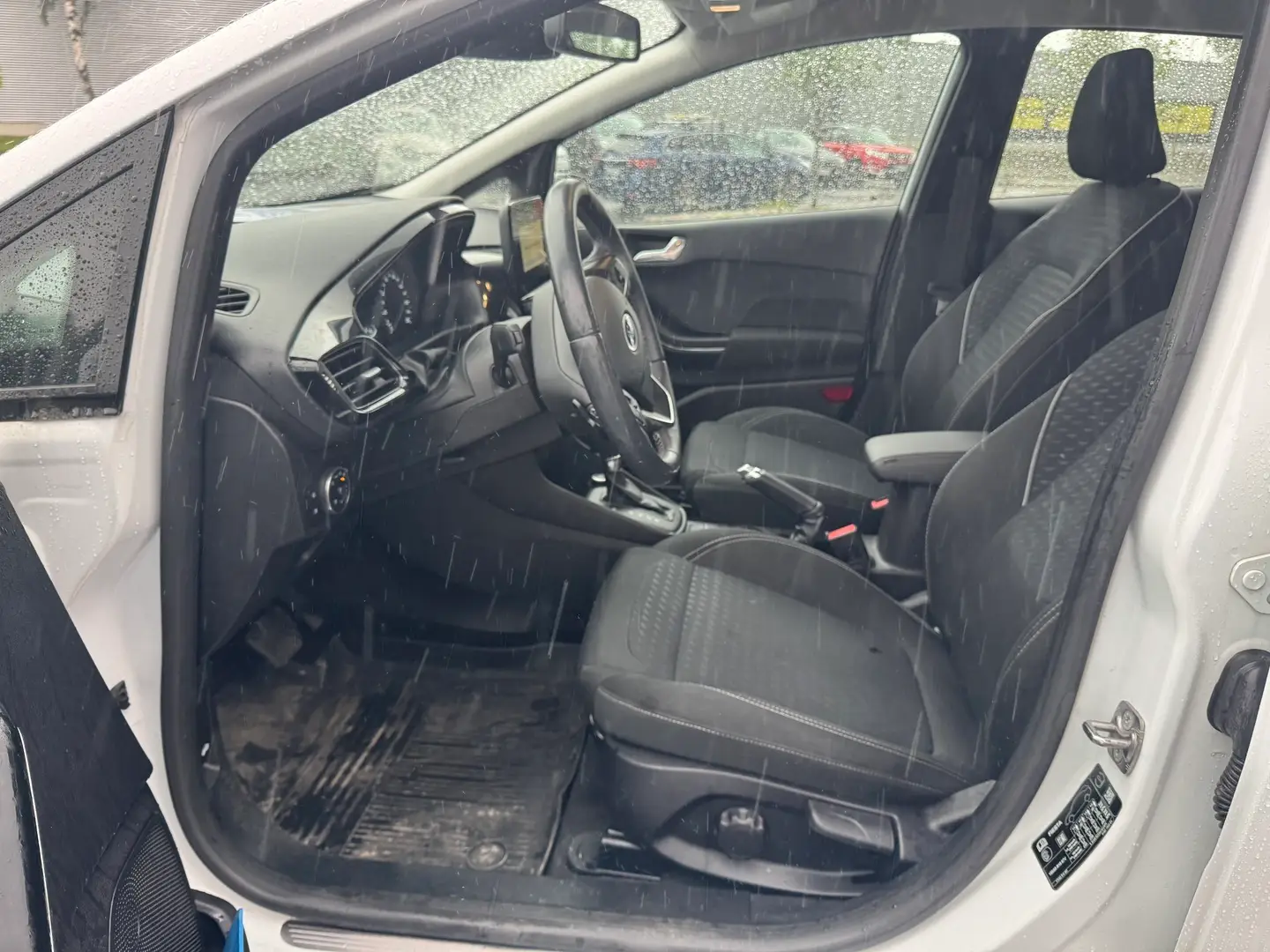 Car Image - 6HPGEIk3LkBWEalwCR1iUl