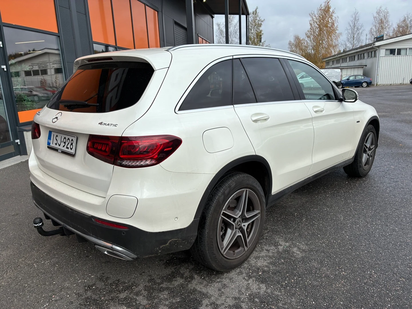 Car Image - 2OF3QiKKg0AWBIaq1xOgNC