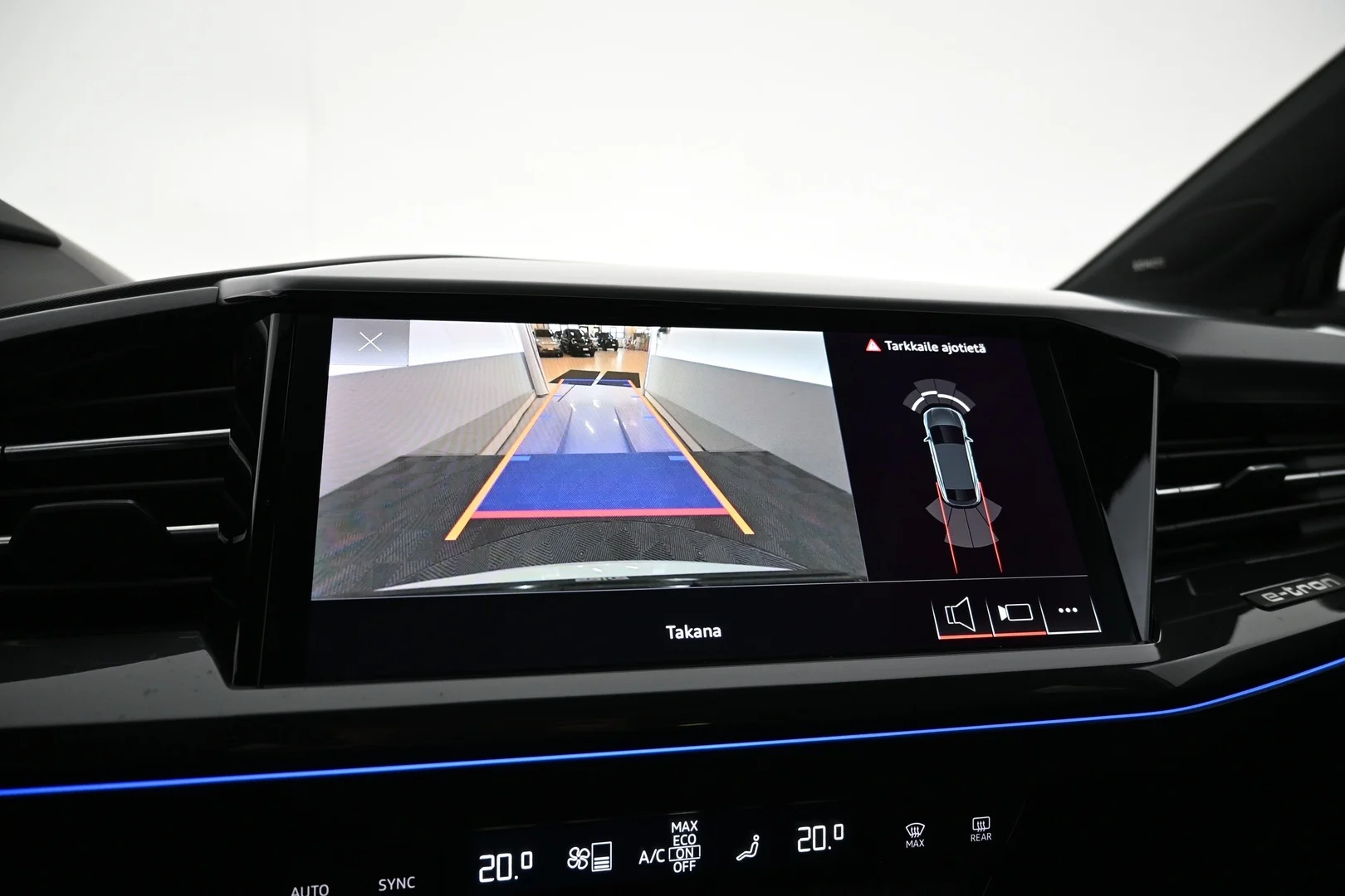 Car Image - 2clWinhh1TZYs1GJFjF7i0