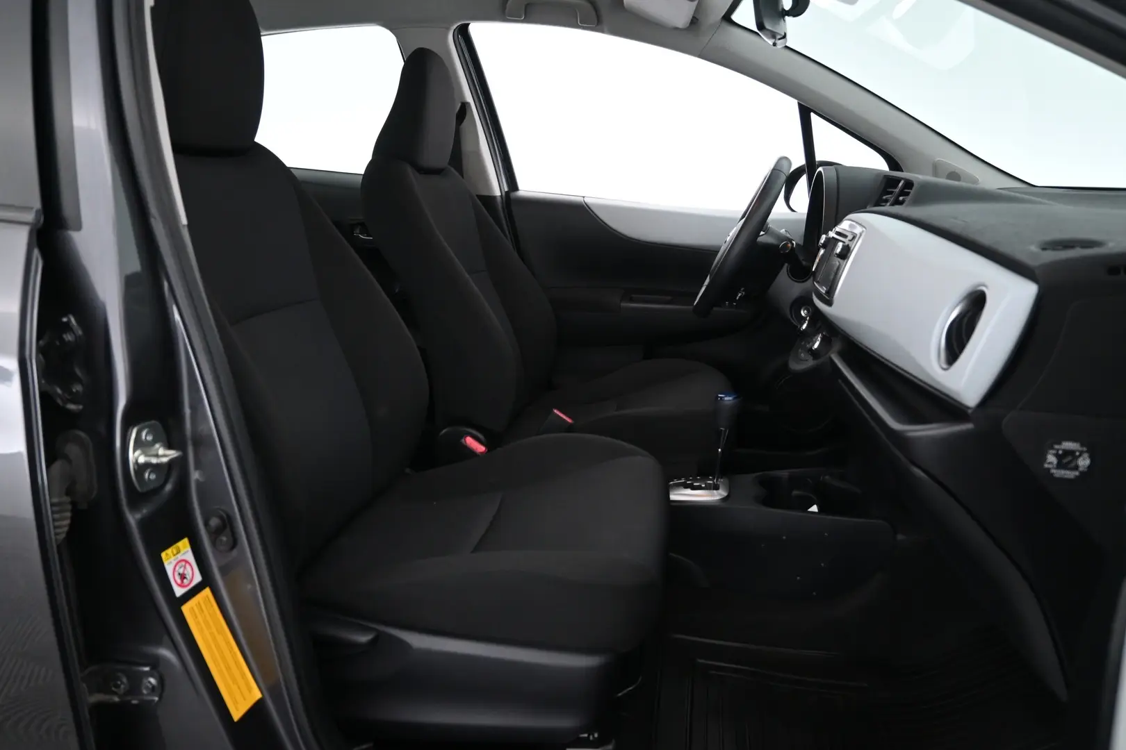 Car Image - 5os6hJ2ZTwU9KkR6qMh5ev