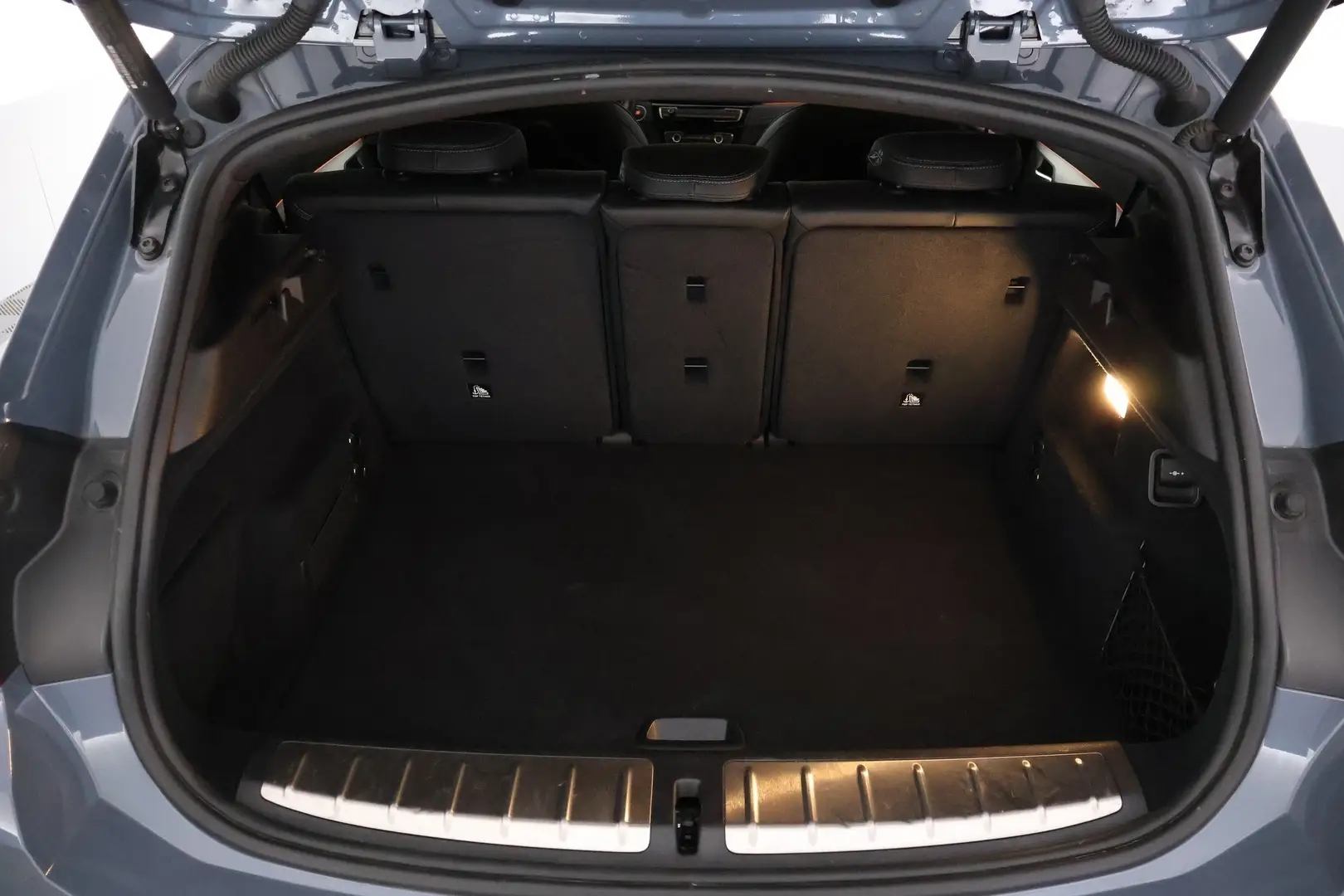 Car Image - 6dHHStFyhSTMvLgzoeQBDR