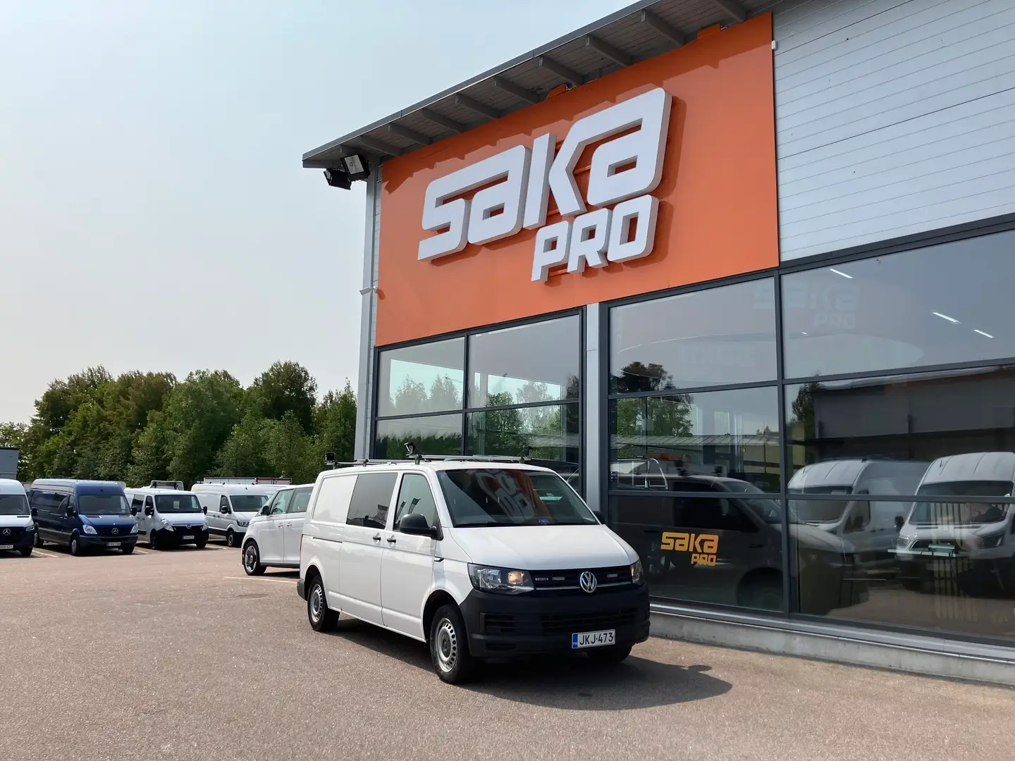Car Image - 3CEw9tBkL4FW1VKynmn5zP