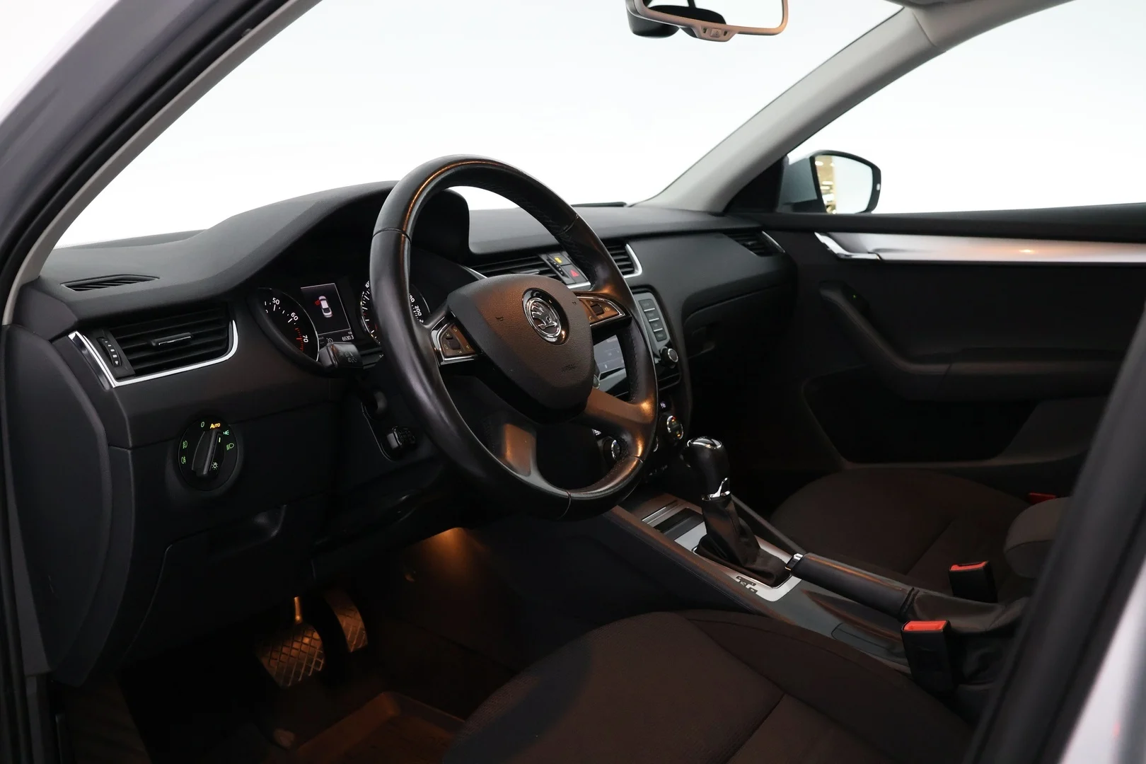 Car Image - u5Eo2Ux7QtdK1fAMwwTsQ