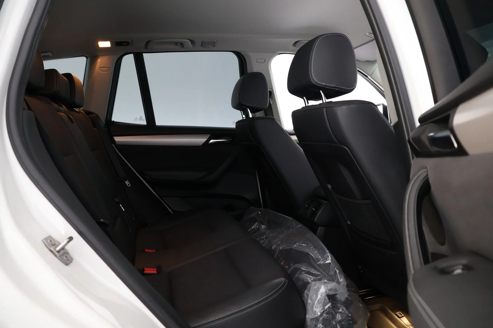 Car Image - 5LyDYvqSSVmjGGdexGcQyD