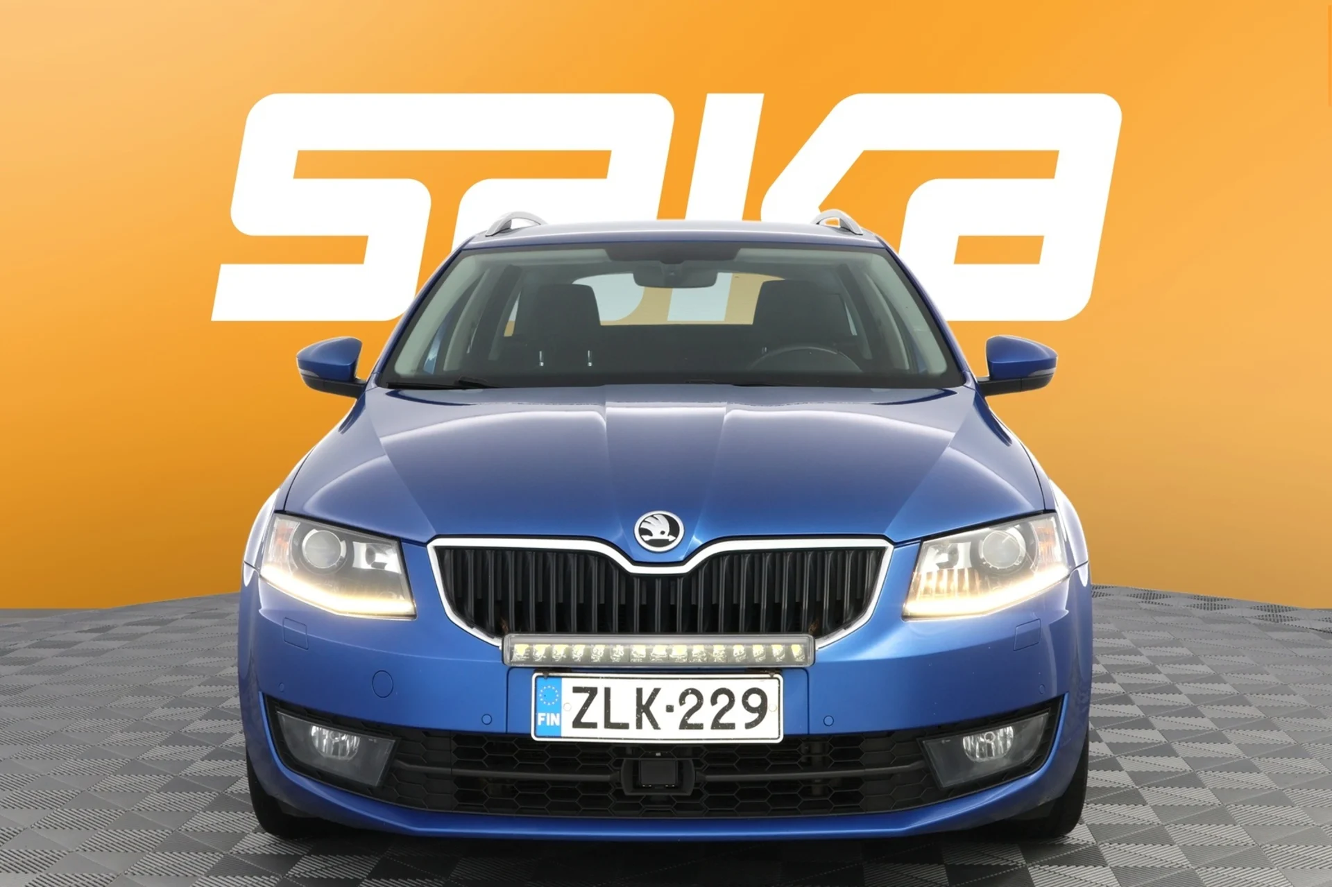 Car Image - 5d3DmBkHpGtMm97IlXWPUr