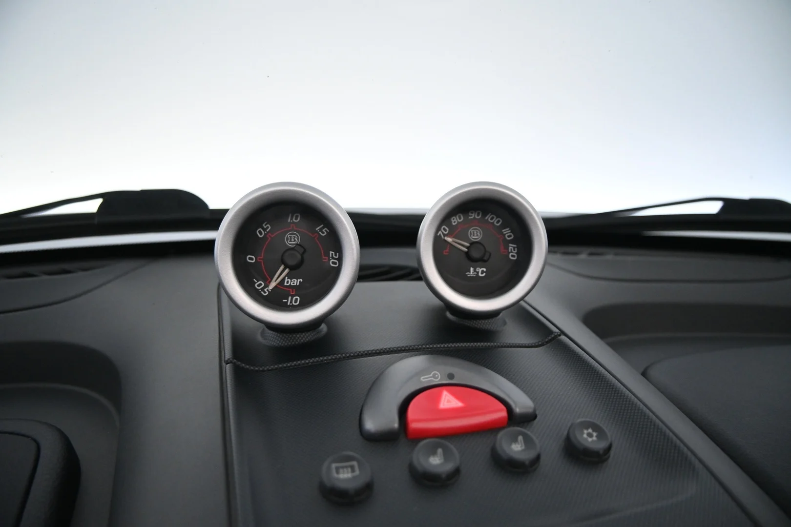 Car Image - 6i4mLLVSkIOxLdad0sbcxv
