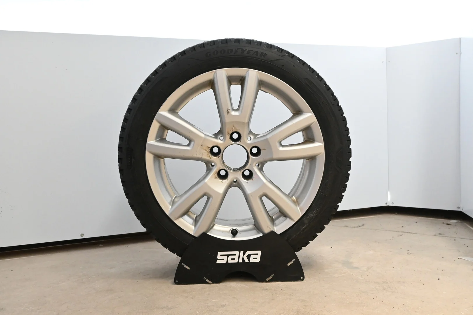 Car Image - 7kzr8h25qRHiQ0kLACxdVN