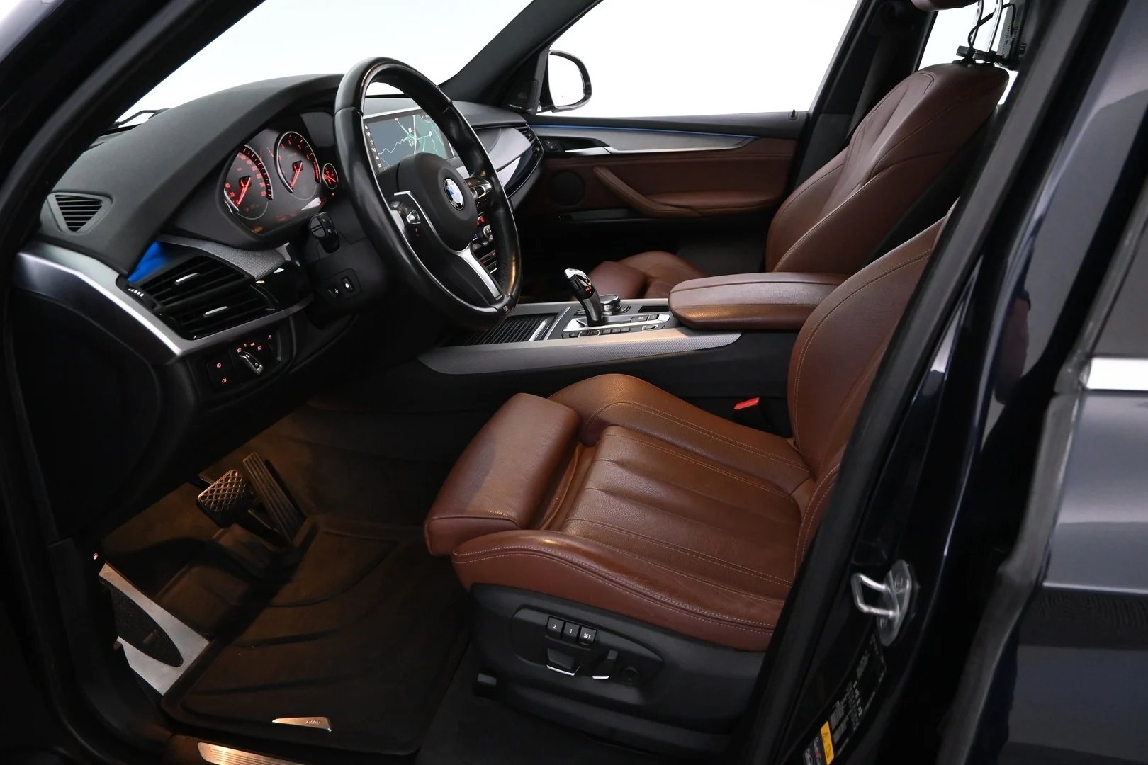 Car Image - 3IO6ahI4NaZ3SiA1YYXuq4