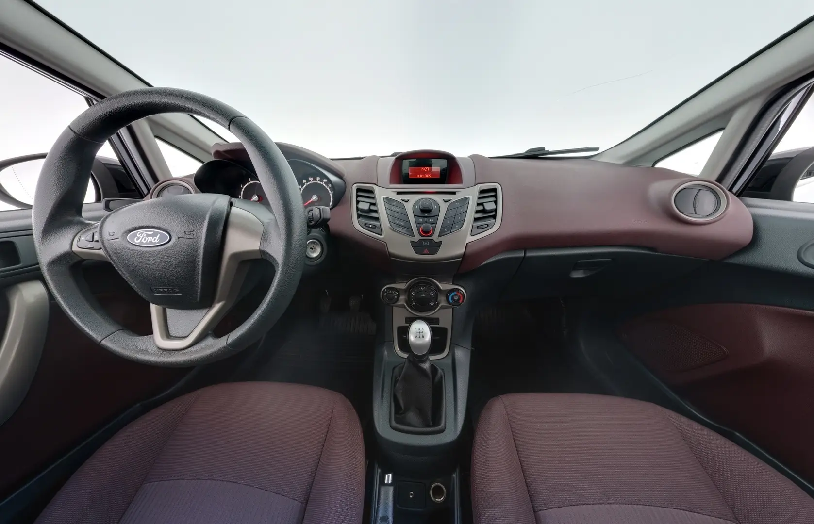 Car Image - 7uGBh4oV5MU3jVf1iRGScW