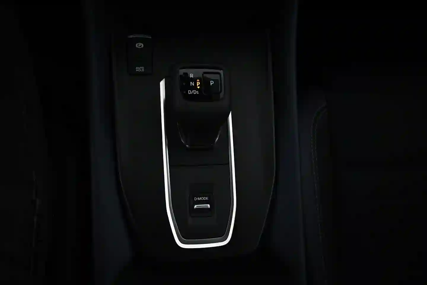 Car Image - 4Q7SagDdJLOwNLMTN8dq5o