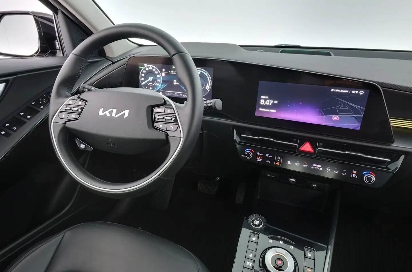 Car Image - 2QgLjPWQxruaf6wF6aLM5o