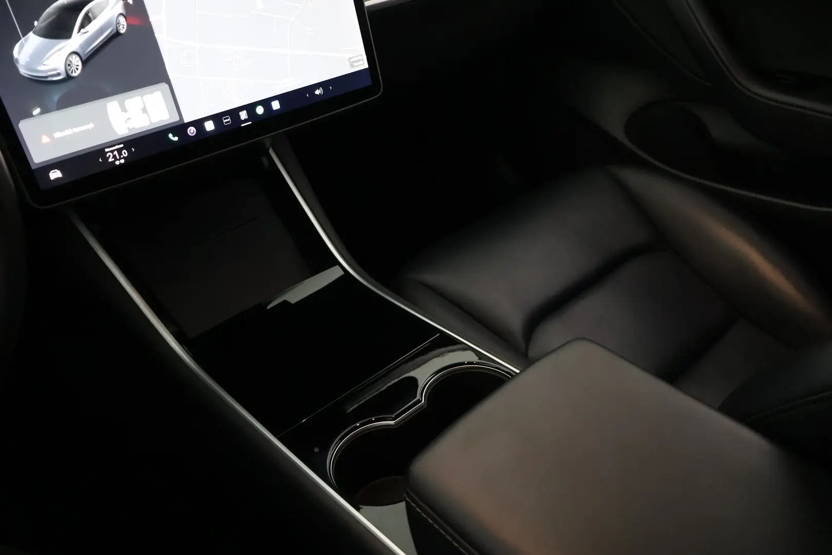 Car Image - 1I77iVXGdCz1ObcgYj6a6Z