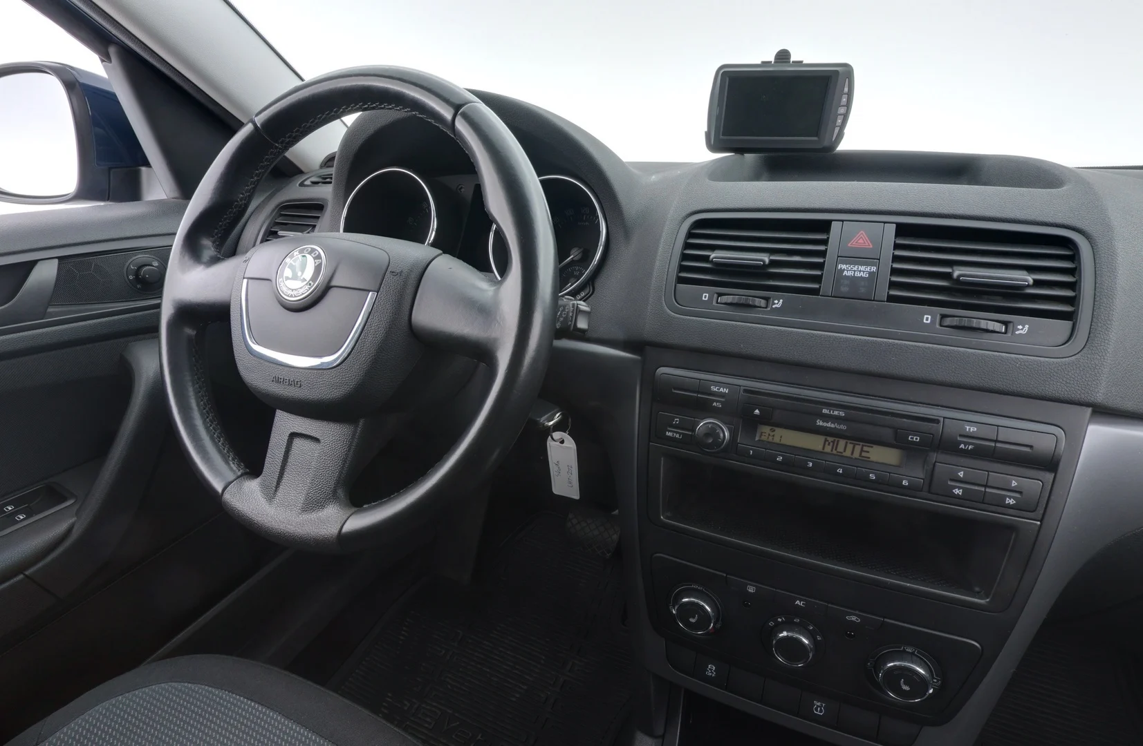 Car Image - 3s4TczdKou3BjTghIp9rnU